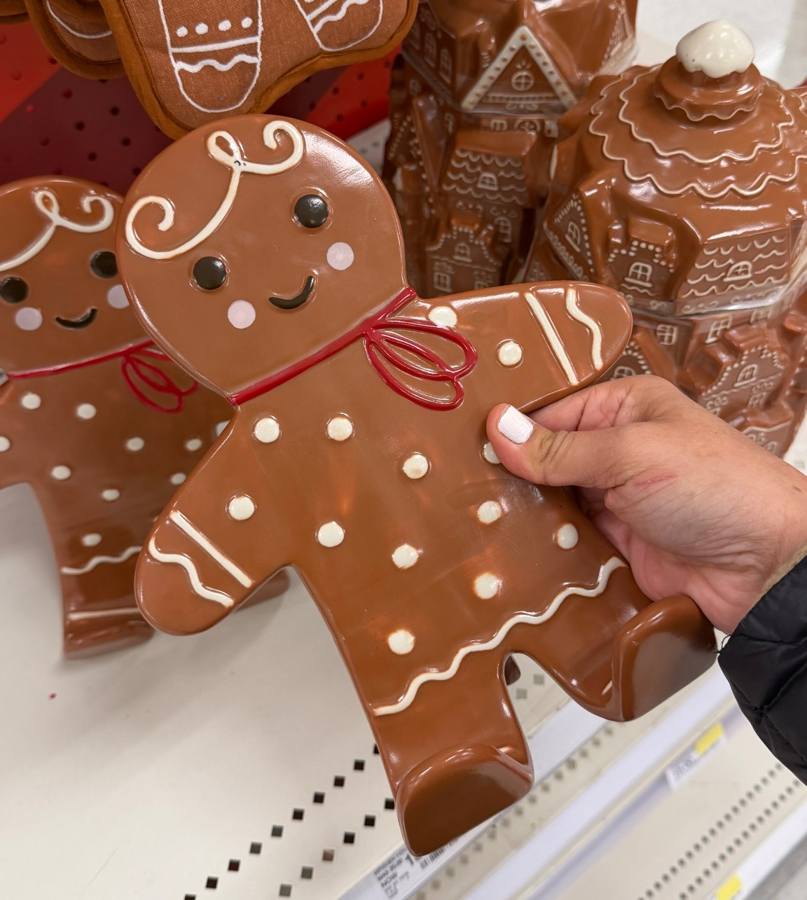 Just spotted the cutest gingerbread cookbook holder! Perfect for kitchen styling & such a great gift idea too!  🎁 

#LTKGiftGuide #LTKCyberWeek