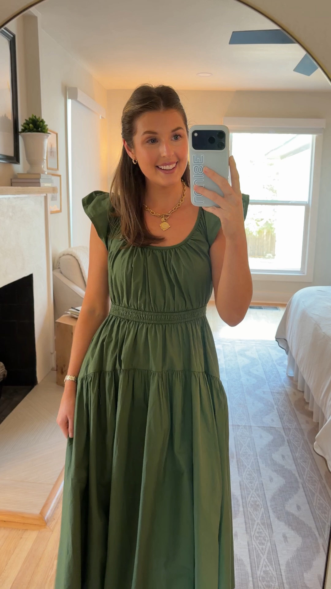 Ootd! Wearing an XS in dress