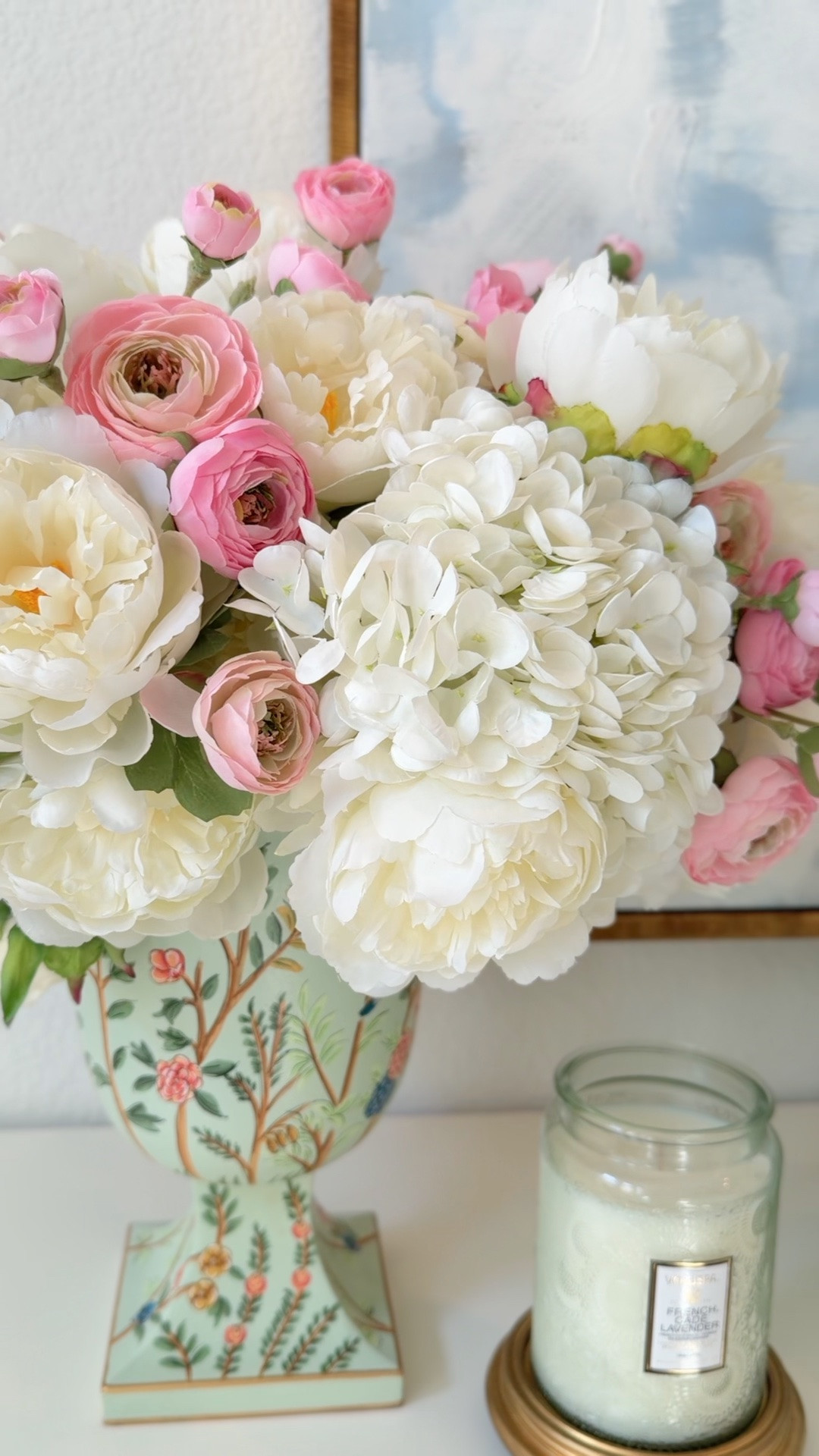 Beautiful faux florals! 🌸