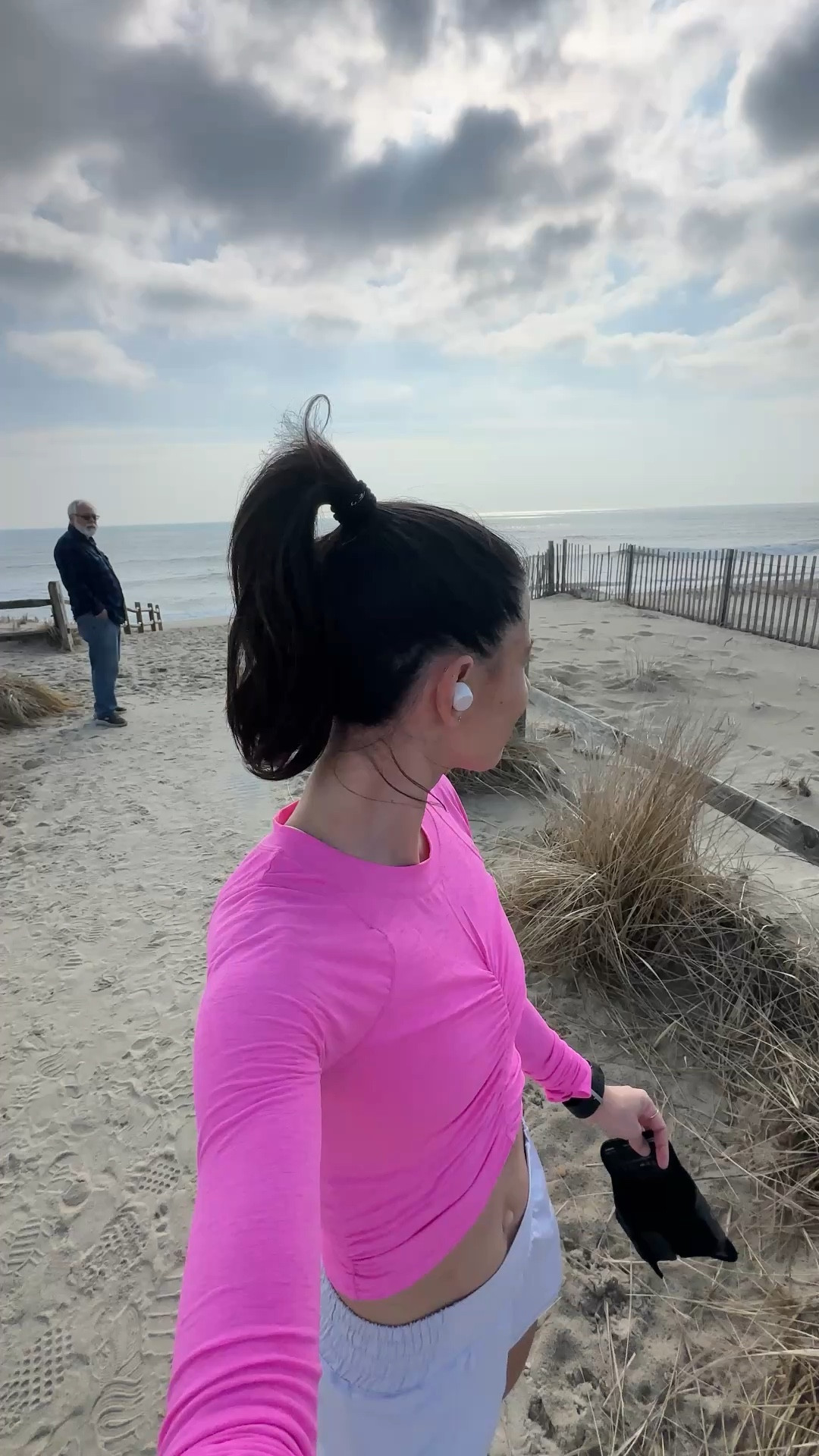 Spring running outfit

Mom running, runner mom, mom who runs, run style, run outfit, running outfit, fp movement, Lululemon shorts, Lululemon running, runner

#LTKootd #LTKActive #LTKfitnessgoals
