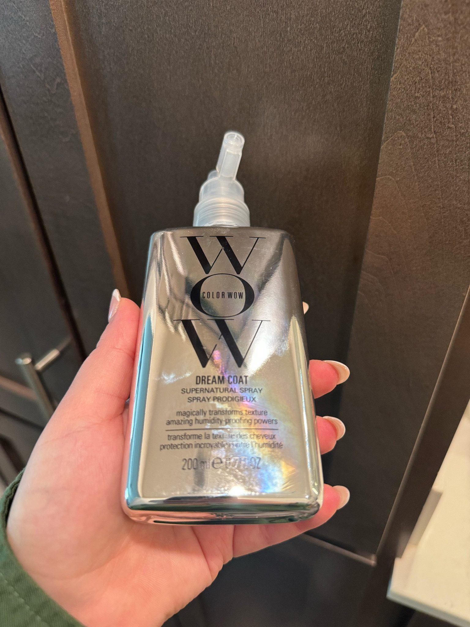 Get an amazing glossy blowout that includes a heat protectant!!! 
#hairproducts 

#LTKbeauty