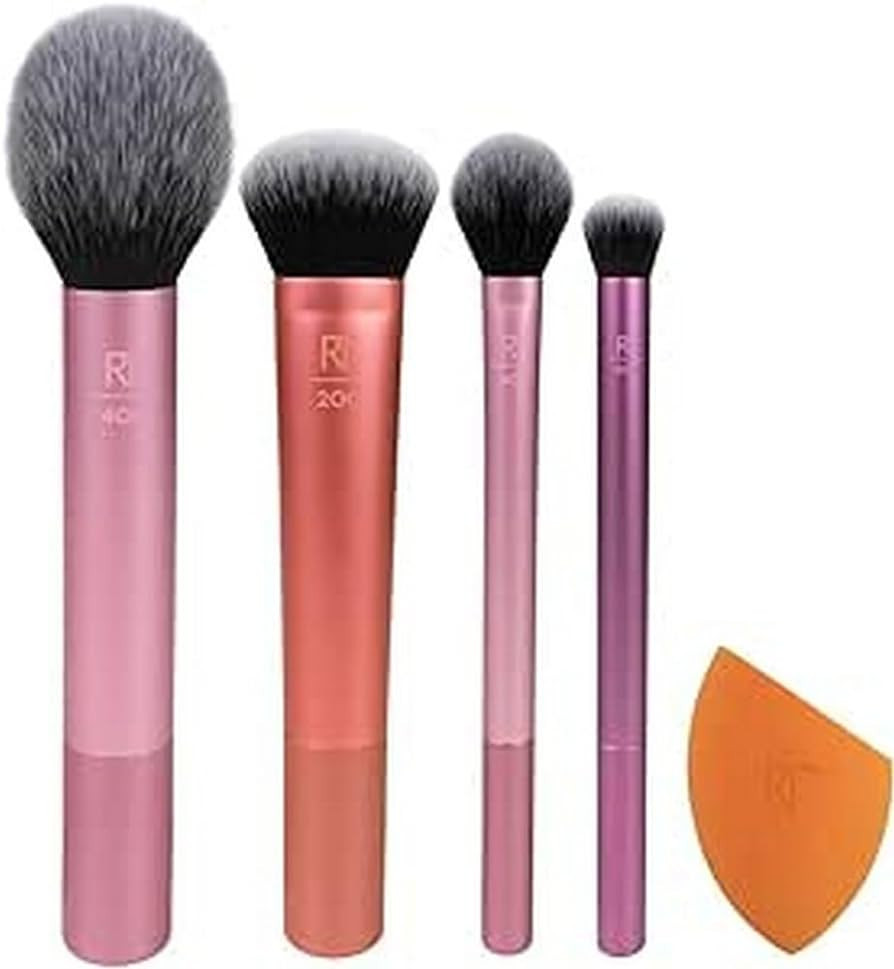 Real Techniques Everyday Essentials + Sponge Kit, Makeup Brushes & Makeup Blending Sponge Set, Fo... | Amazon (US)