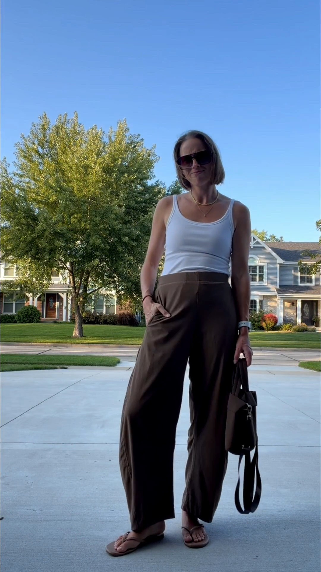 Grabbed another color of these barrel pants because I love them so much. They are perfect for fall when it’s cool in the morning but warm in the afternoon!

#LTKootd #LTKActive #LTKmomlife
