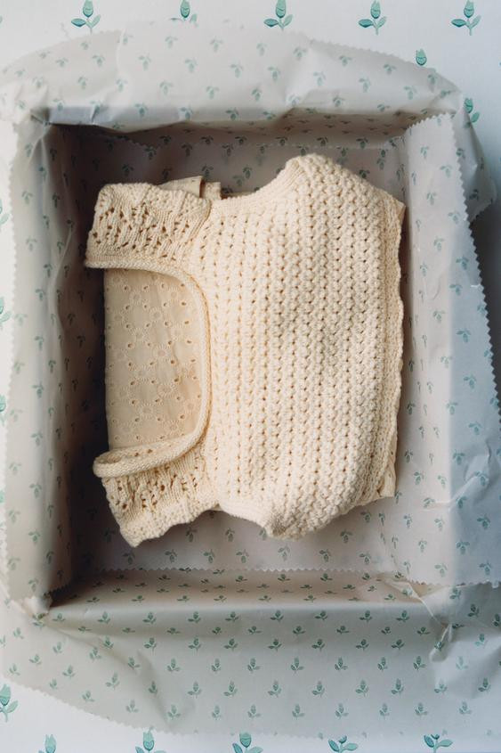 COMBINATION KNIT AND SWISS EMBROIDERED DRESS | Zara US