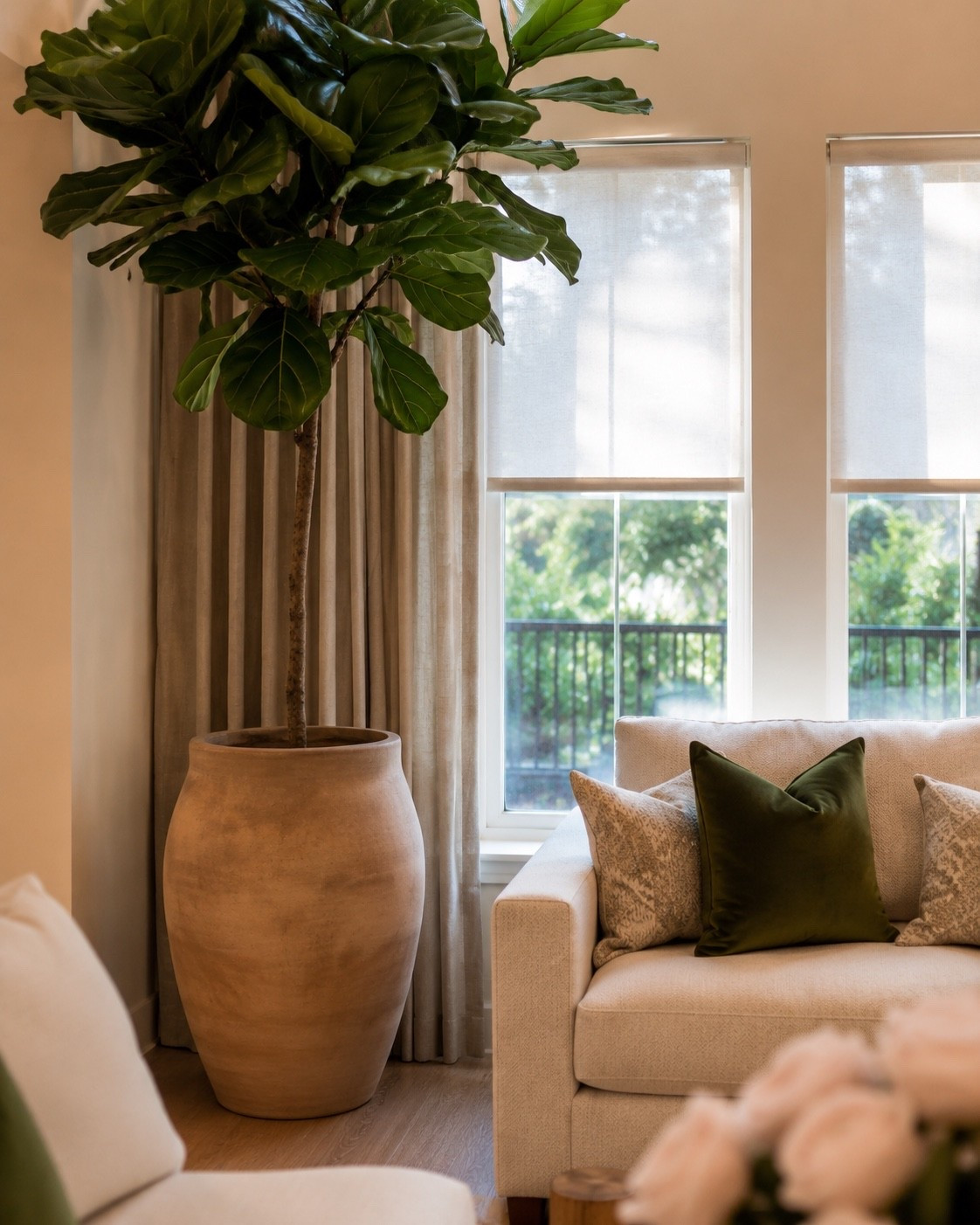 Love this cozy corner set up!

@amazonfindsandfashion

#LTKHome #LTKSeasonal #LTKvlog