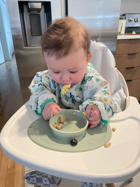 Fave bibs and utensils for feeding baby!