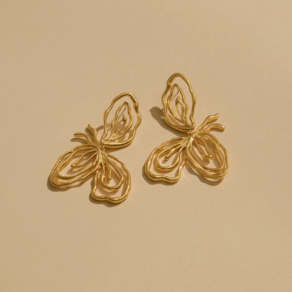 Aleah Gold Drop Earrings | Mignonne Gavigan