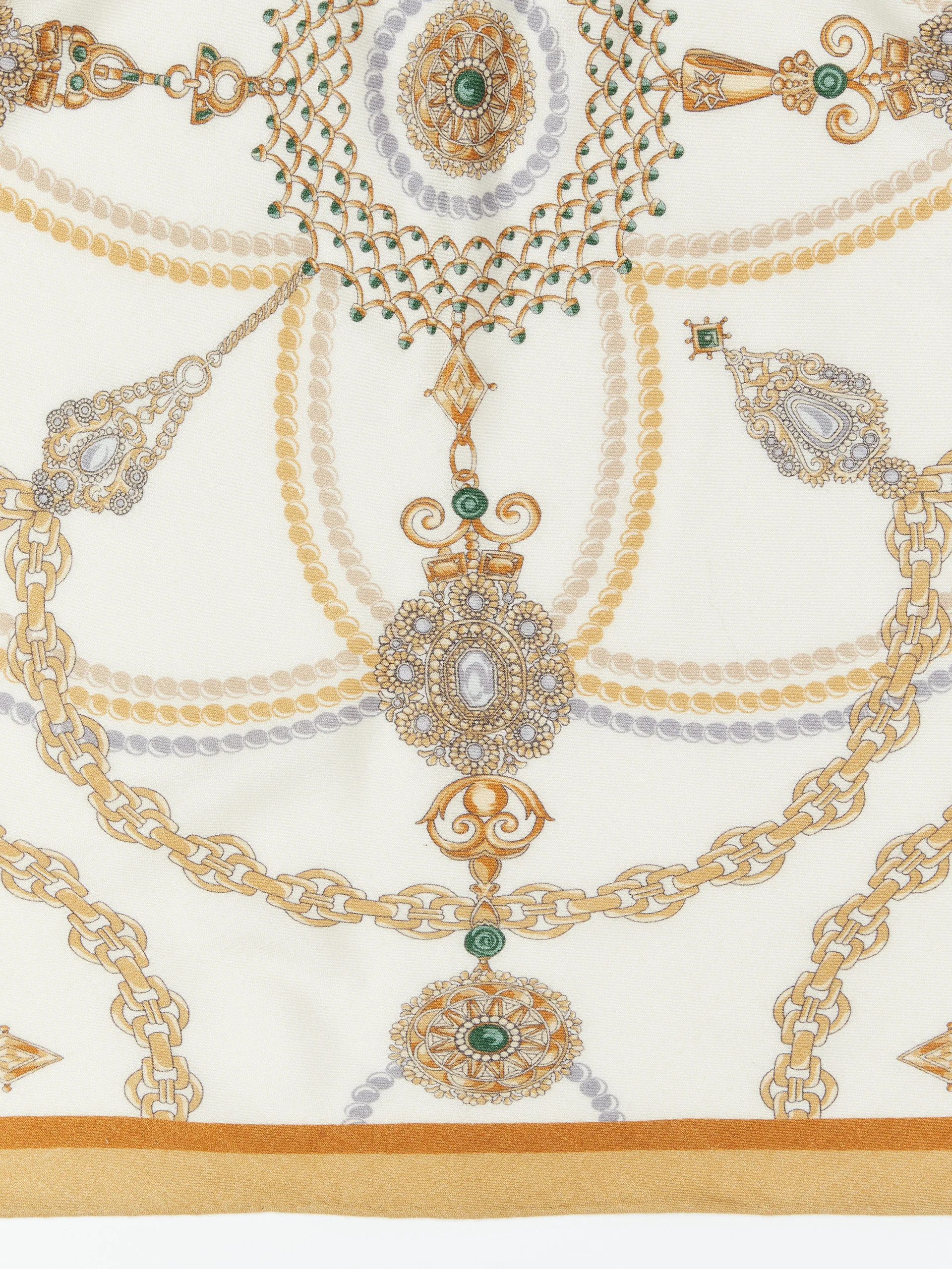 Sarita Cashmere & Silk Scarf in London Corner | J.McLaughlin