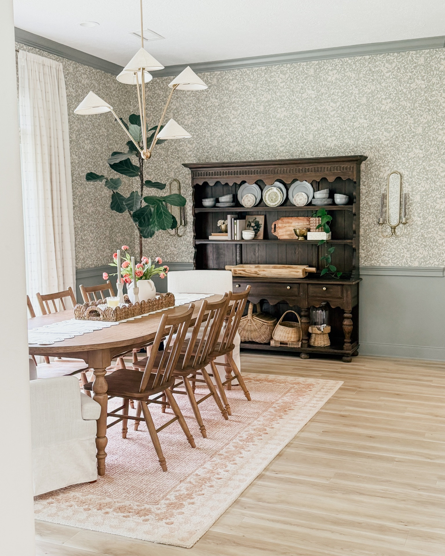 Some of my faves from Magnolia are on sale today!! Up to 60% off site wide! Items as low as $7!!

Lamp dining table plant stand tray fireplace cover

#LTKSaleAlert #LTKHome