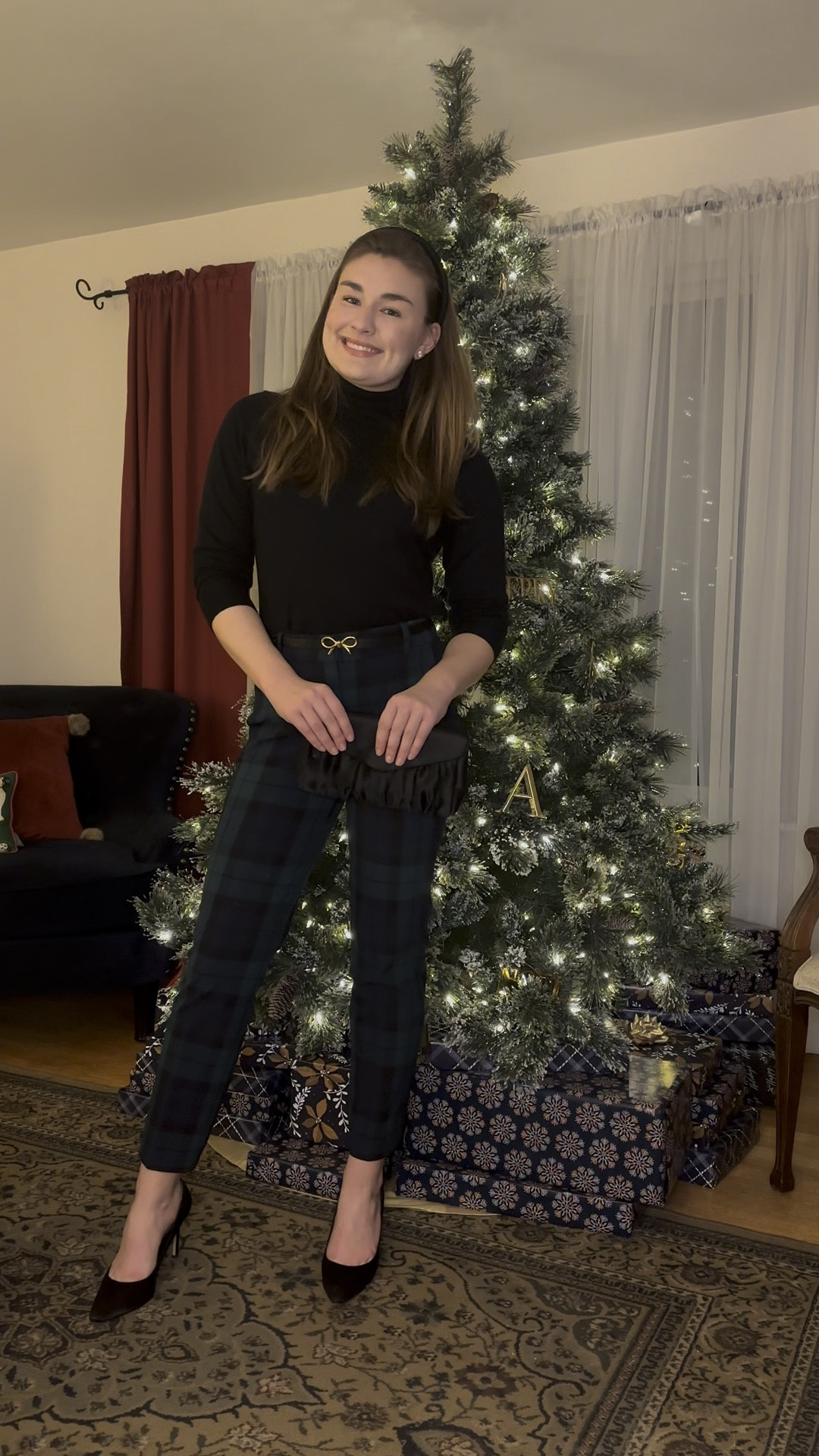 Styling black watch plaid in 3 ways!


#LTKStyleTip #LTKWorkwear #LTKHoliday