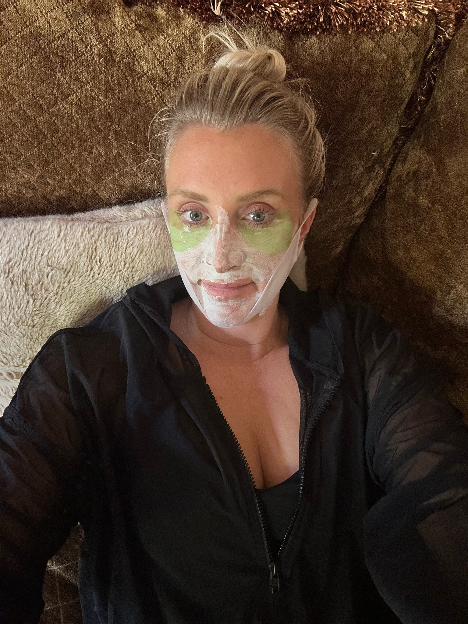 The best depuffing tools 

#LTKtravel #LTKfindsunder100 #LTKbeauty