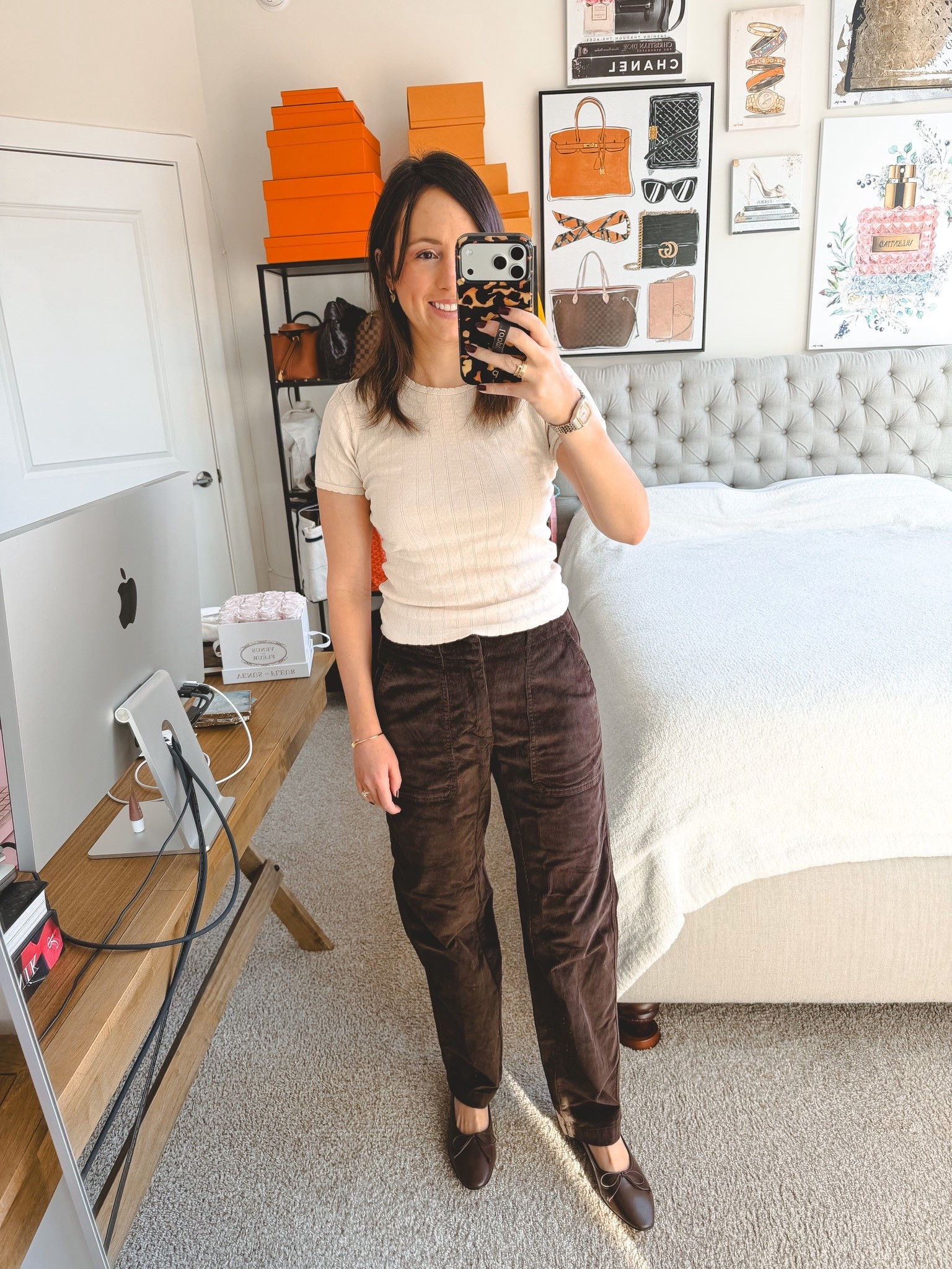 These chocolate brown corduroy straight leg pants are SO good. 



#LTKSeasonal #LTKFindsUnder100 #LTKootd