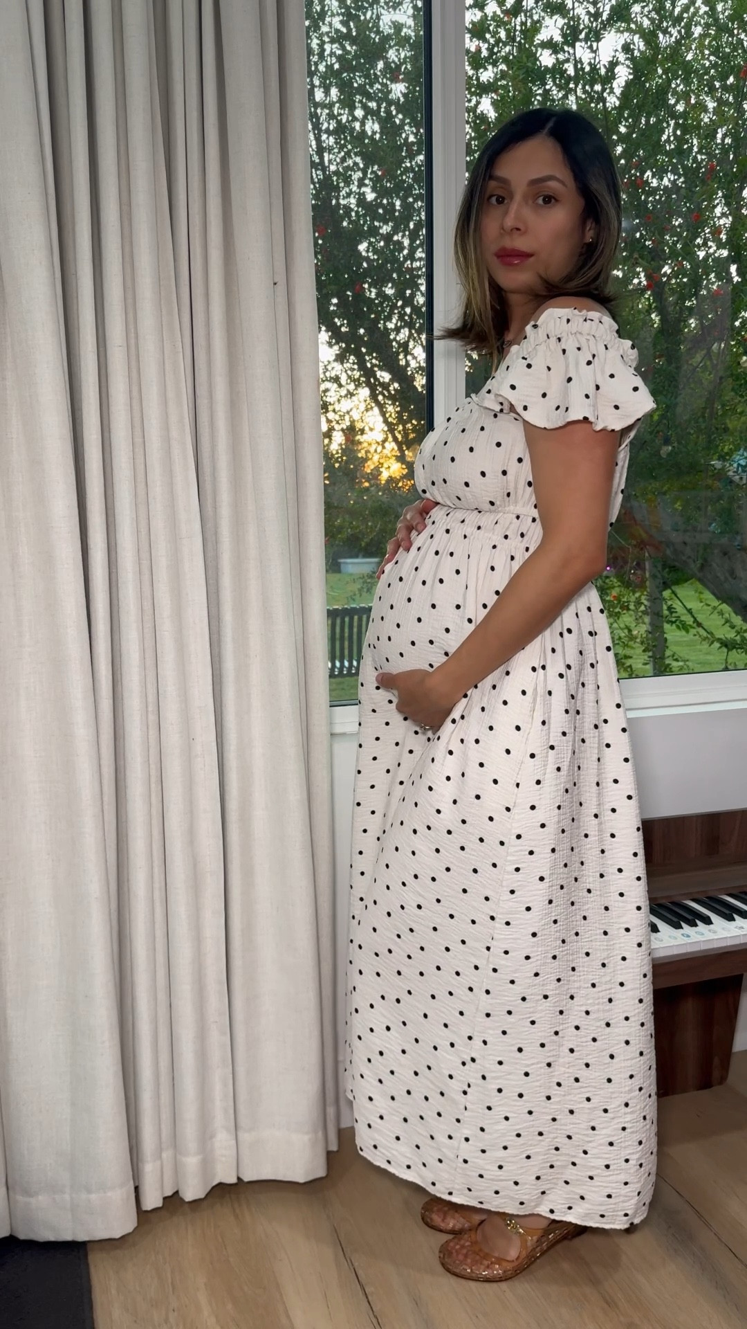 Polka Dot Spring Dresses 


#LTKBump #LTKmomlife #LTKootd