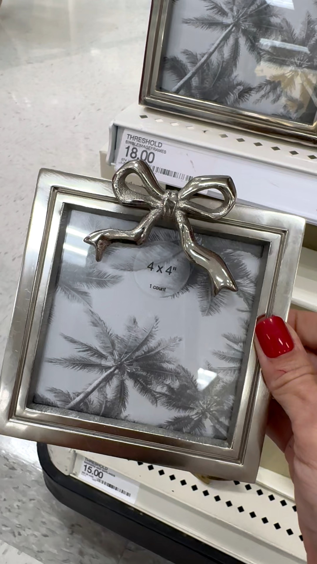 Shop cutest photo frame 🎀 😍😍

#LTKSeasonal #LTKHome #LTKValentine