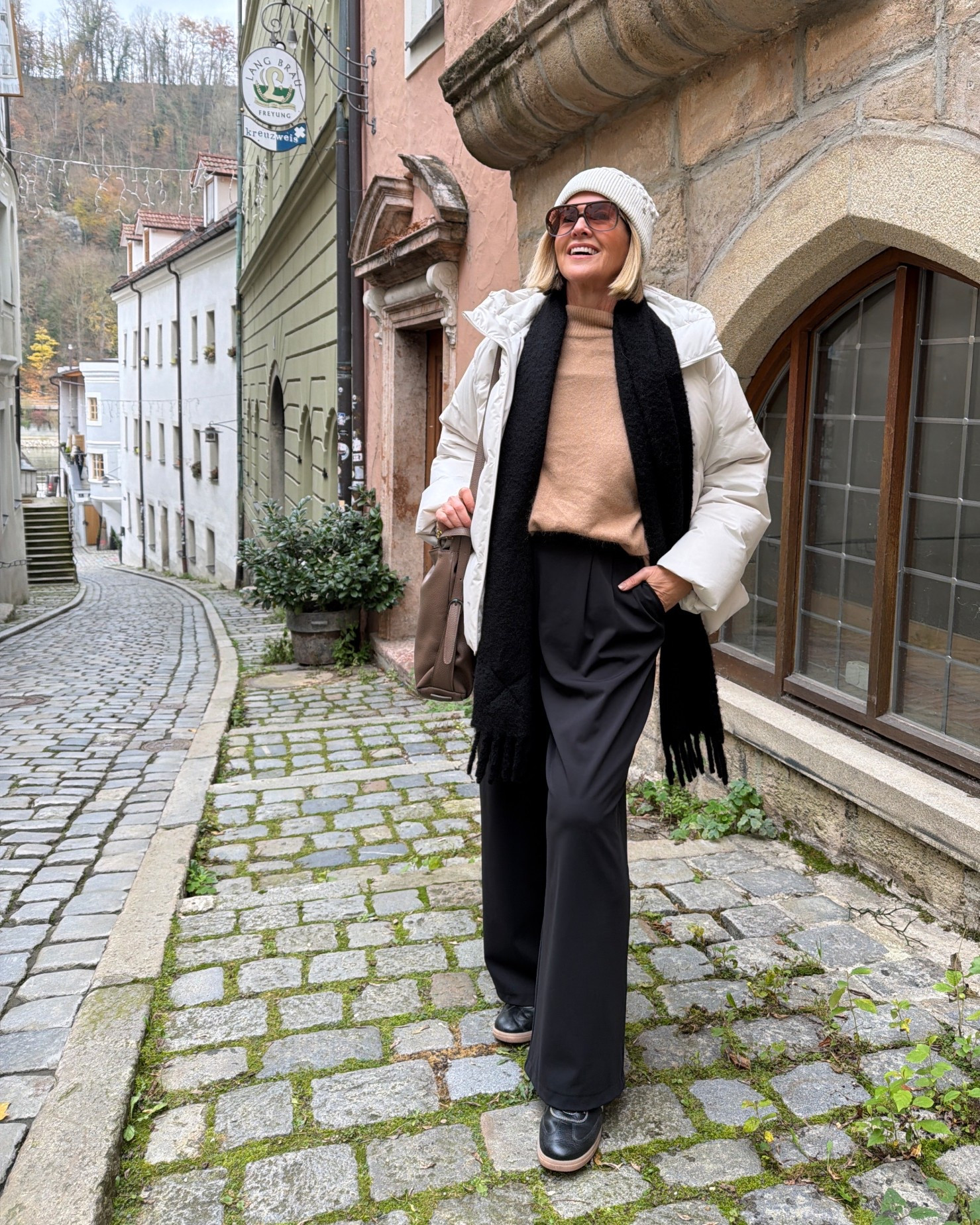 What I wore: a day in Passau

Sizing:
L in puffer 
AU14 in pants

Shoes: FRANKIE4 Levi L
Camel knit: Emerson Studios (L but oversized)
Scarf: Nanushka (bought in Budapest)
Sunglasses: Valley Eyewear Bang Bang (chocolate)
Beanie: Lululemon but not current 


#LTKtravel #LTKover50style #LTKaustralia