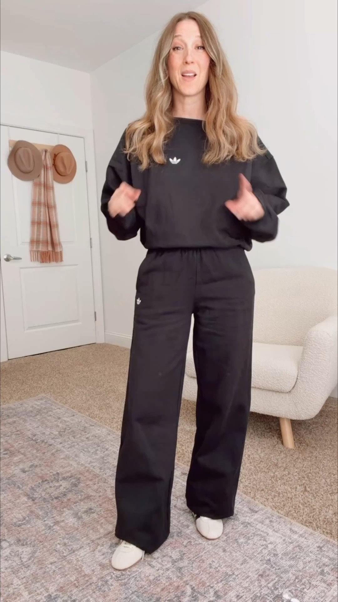 High-quality matching sets as a uniform when it comes to school drop off and pick up! @adidas #adidaspartner #createdwithadidas