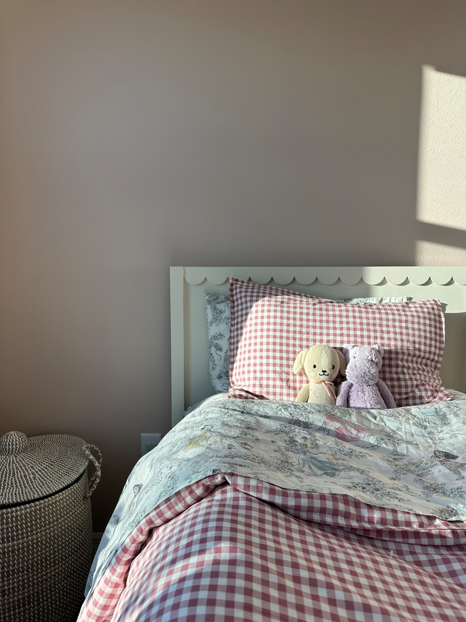 big girl bed!!!👧🏼🎀💤

Big girl room/ bedroom transformation/ pottery barn kids 

#LTKKids #LTKStyleTip #LTKHome