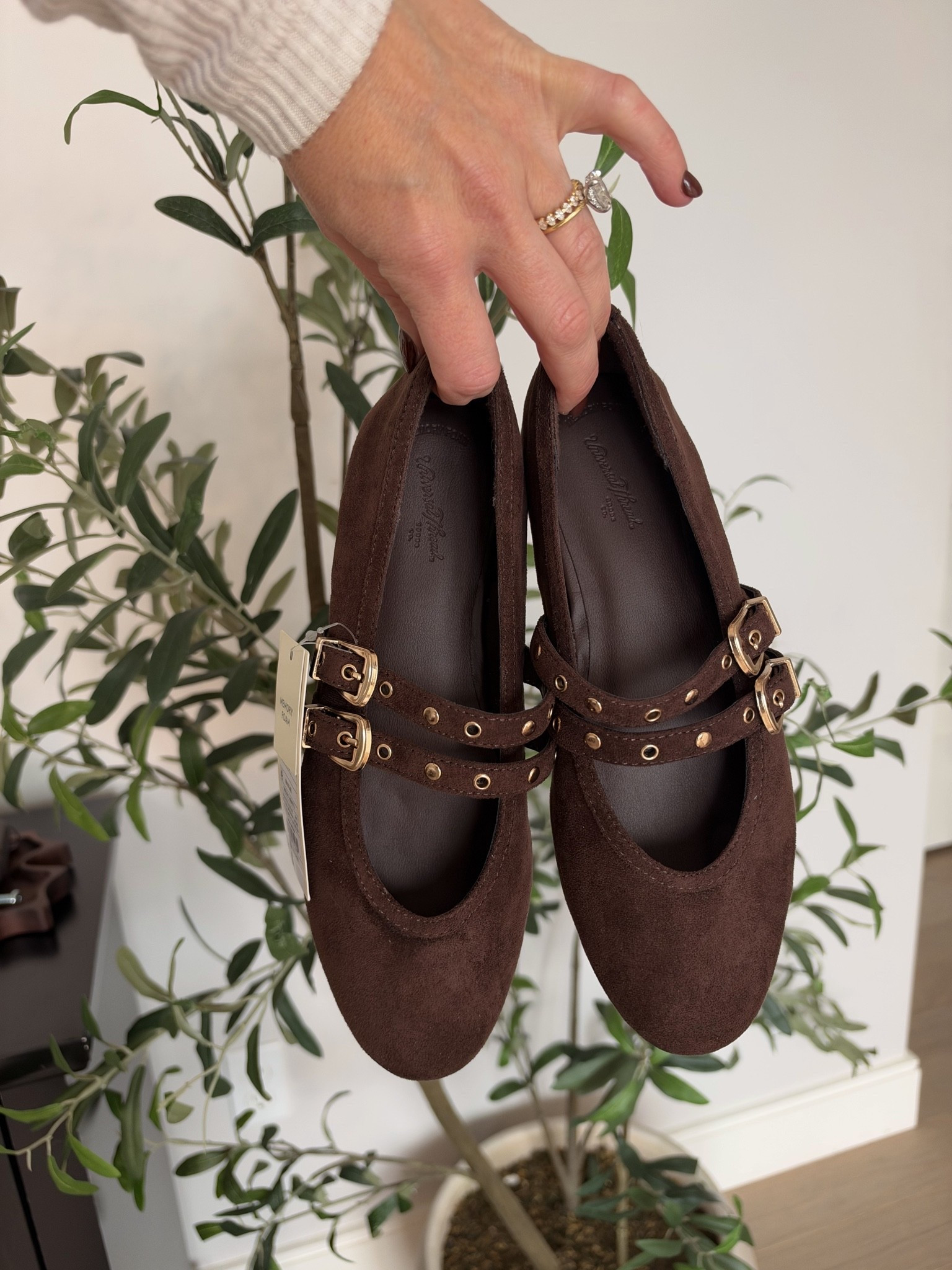 The cutest @Target flats wearing size 6.5

#LTKootd #LTKstorytime #LTKSeasonal