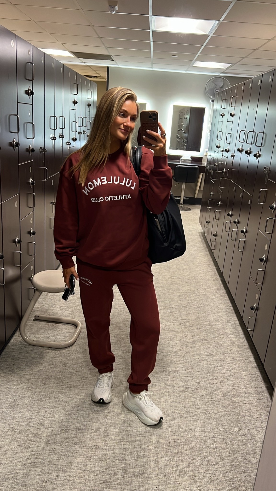 Sized up in both! Size medium bottoms and large sweatshirt  

#LTKFindsUnder100 #LTKStyleTip #LTKSeasonal