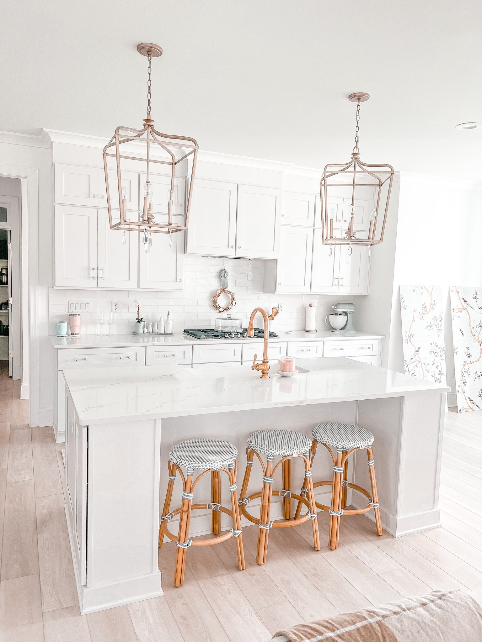 Counter stools on sale!
Serena and lily look alike stools
White kitchen
President’s day sale
Gold pendants
Kitchen pendant lights
Chandelier pendant
New build kitchen
Cabinets to ceiling
Calacatta arno quartz
Brass faucet


#LTKunder100 #LTKhome #LTKsalealert