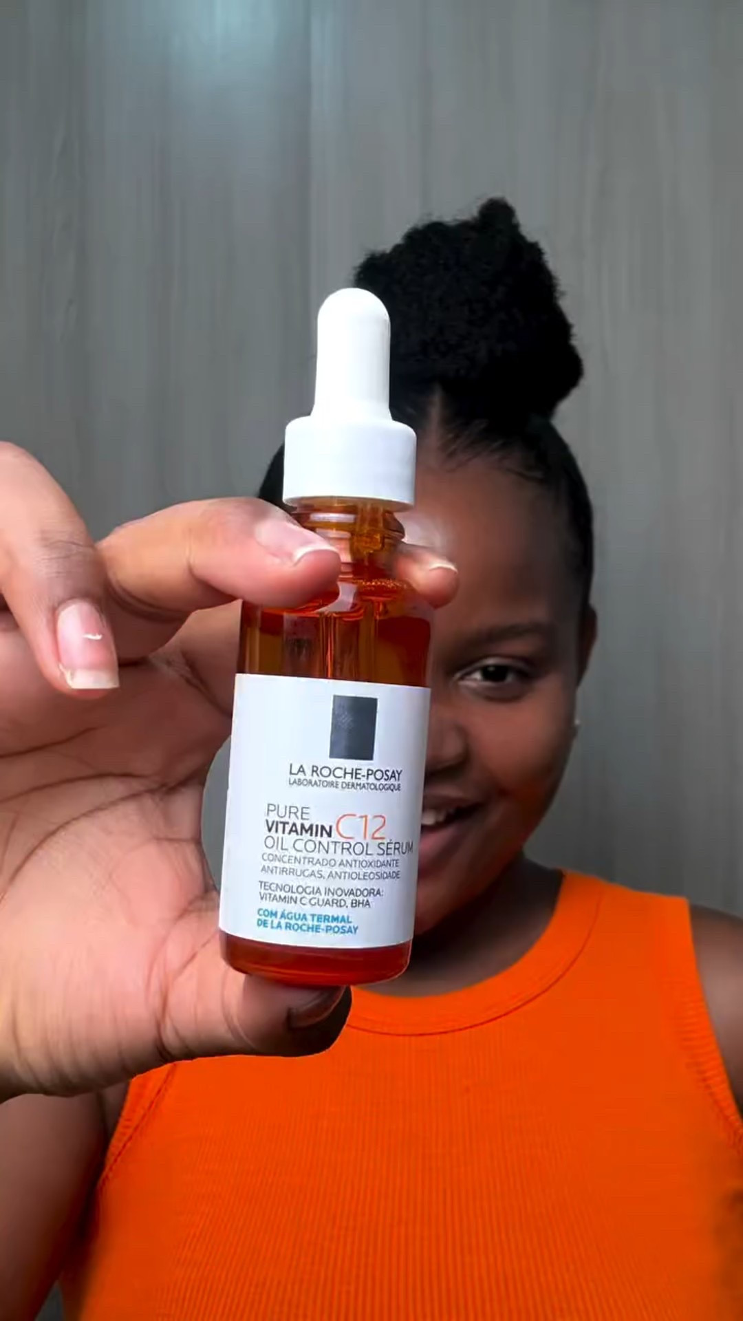 A Nova Vitamin C de @larocheposaybr tem 12% de vitamina C pura + ácido salicílico. Além disso, ela é antirrugas, antioleosidade, uniformiza a textura e a tonalidade da pele, diminui poros dilatados, recupera a luminosidade e diminui sinais da idade à longo prazo. #larocheposayskincare 

#purevitaminc12 #publicidade #vitaminac larocheposaybr #Glowup #SquadLRP #LaRochePosaySkincare  #publi

#LTKbrasil #LTKbeleza