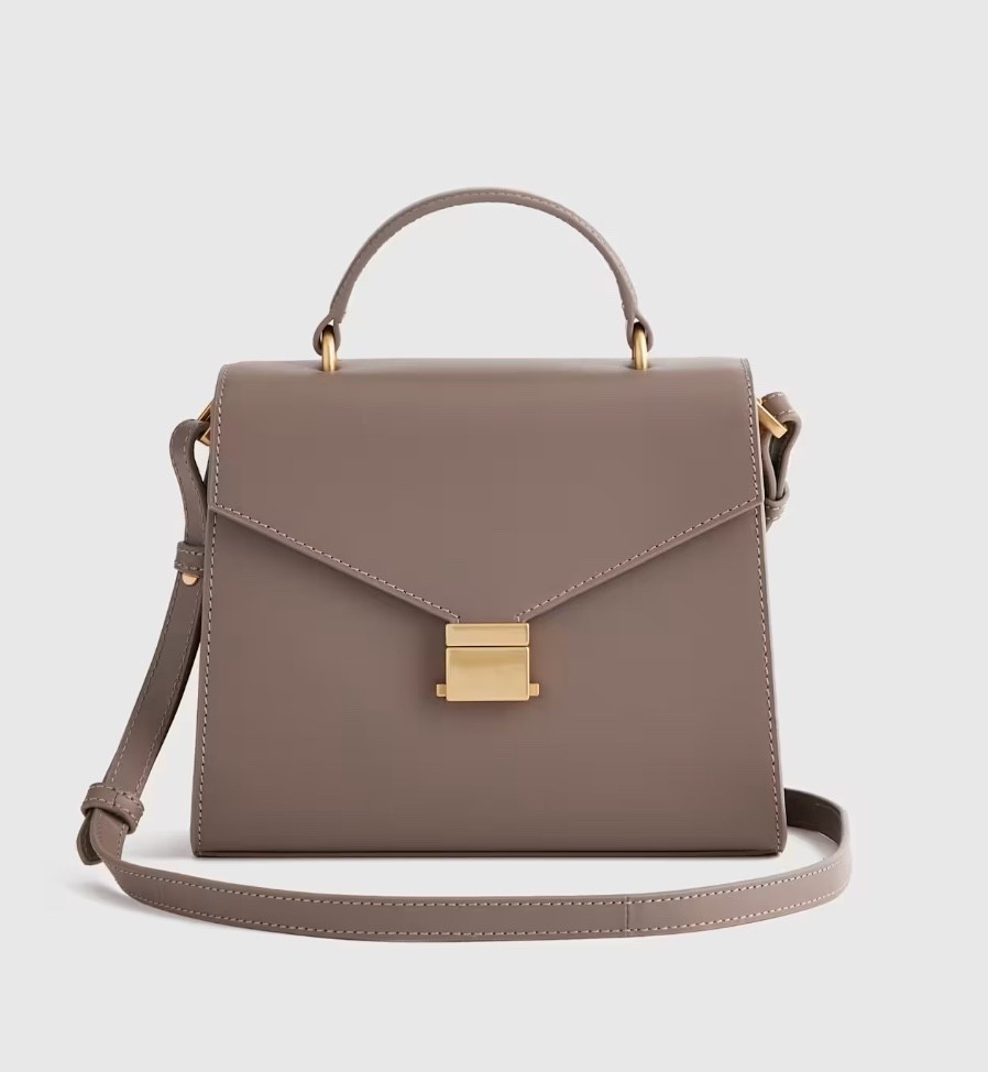 Ummm. I am AMAZED at how expensive this handbag looks!! 😍

#LTKSeasonal #LTKootd #LTKWorkwear