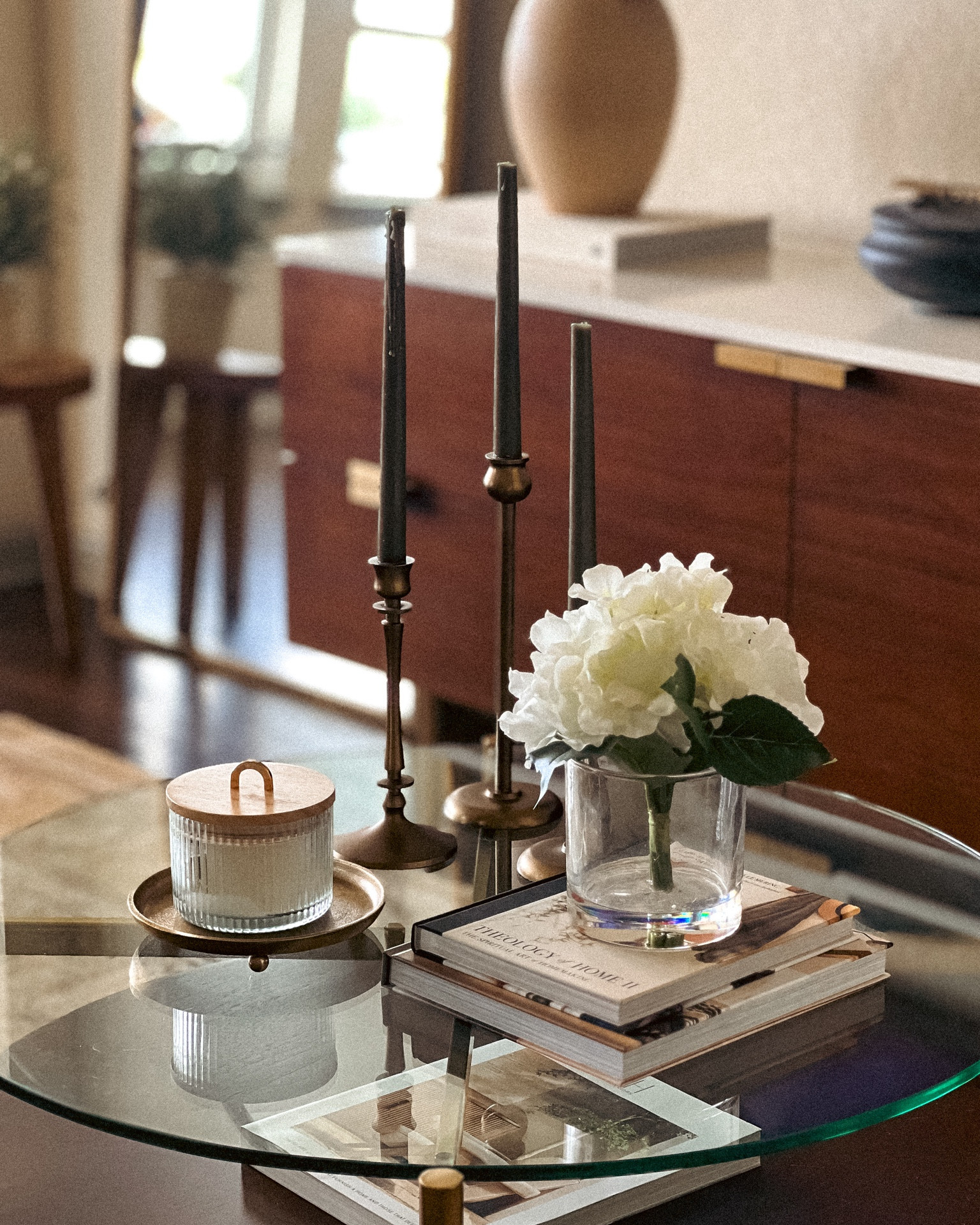 This Sunday is for tidying up the apartment and preparing snacks for an Oscars watch party night! Who else will be tuning in? ✨

Interior architecture design, home inspiration, round coffee table styling, apartment decor, living room decor, decor inspiration, cozy home

#LTKSpringSale #LTKsalealert #LTKhome