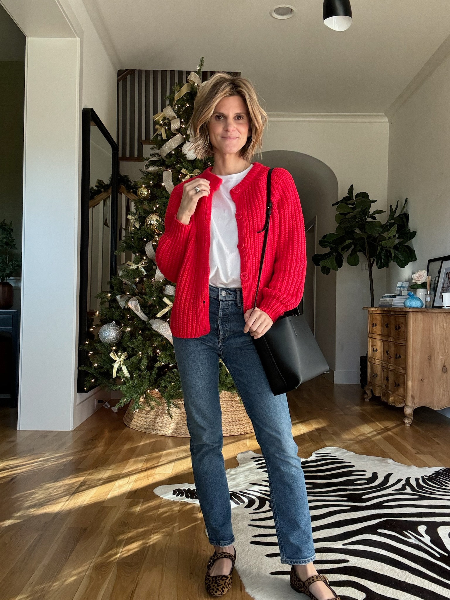 Wearing s in cardigan, XS in tee 