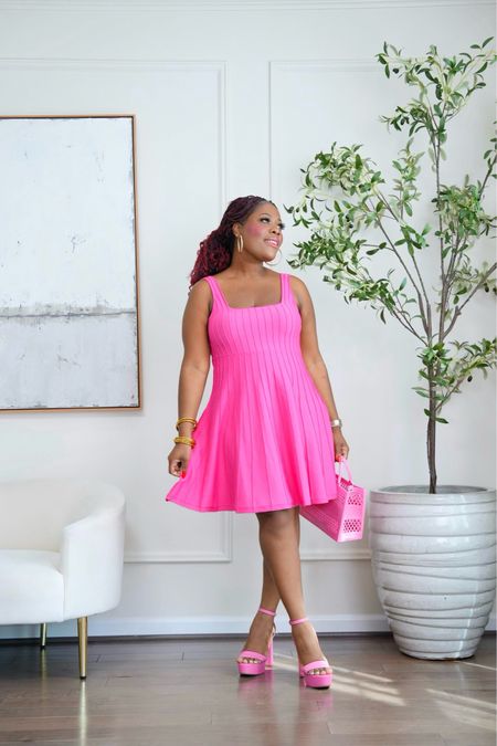 This pink dress is the moment 🥰 you better run and order you’re because it won’t last :) also available in green!

#LTKSeasonal #LTKFindsUnder50 #LTKMidsize