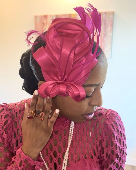 Fascinator hat for Kentucky Derby, garden party or tea party (necklace is a  part of a full flapper’s costume set)


#LTKFestival #LTKSeasonal #LTKstyletip