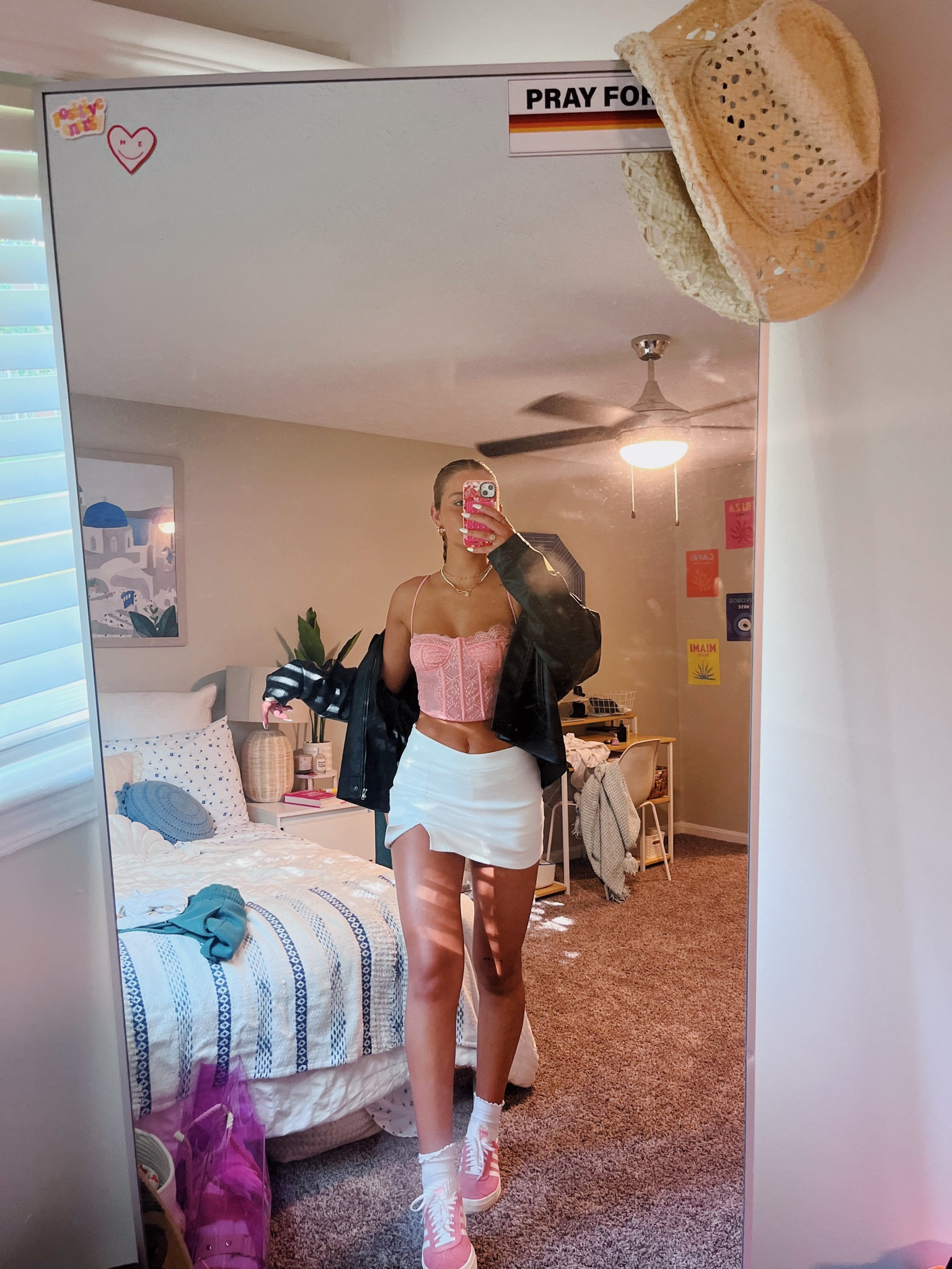 🌸🌸🌸

#LTKstyletip #LTKFind #LTKshoecrush