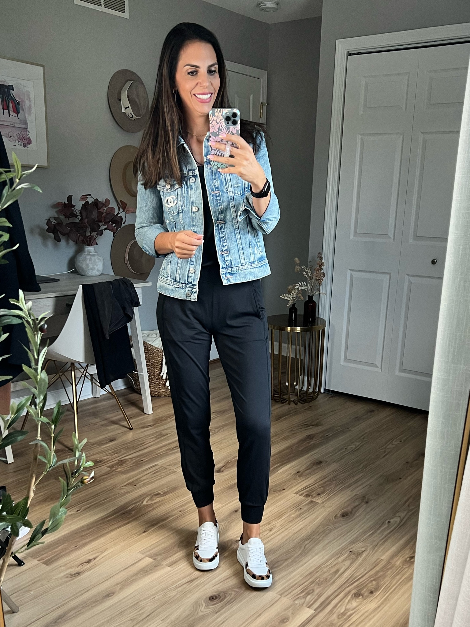 Small denim jacket 
Xs jumpsuit 


#LTKstyletip #LTKSeasonal #LTKunder100