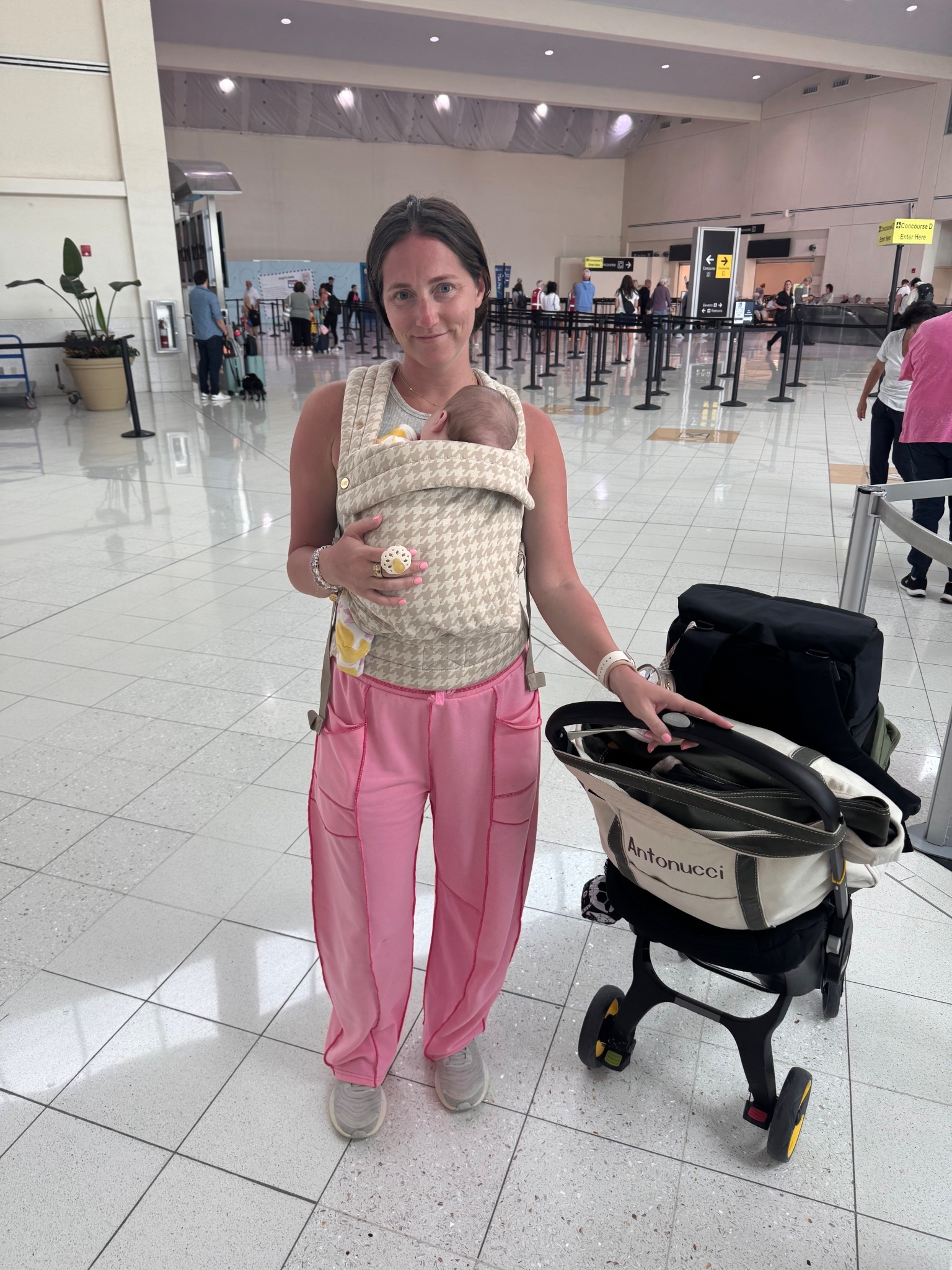 Today’s travel outfit! 
Wearing size small in tank 
Size medium in pants 

#LTKTravel #LTKmomlife