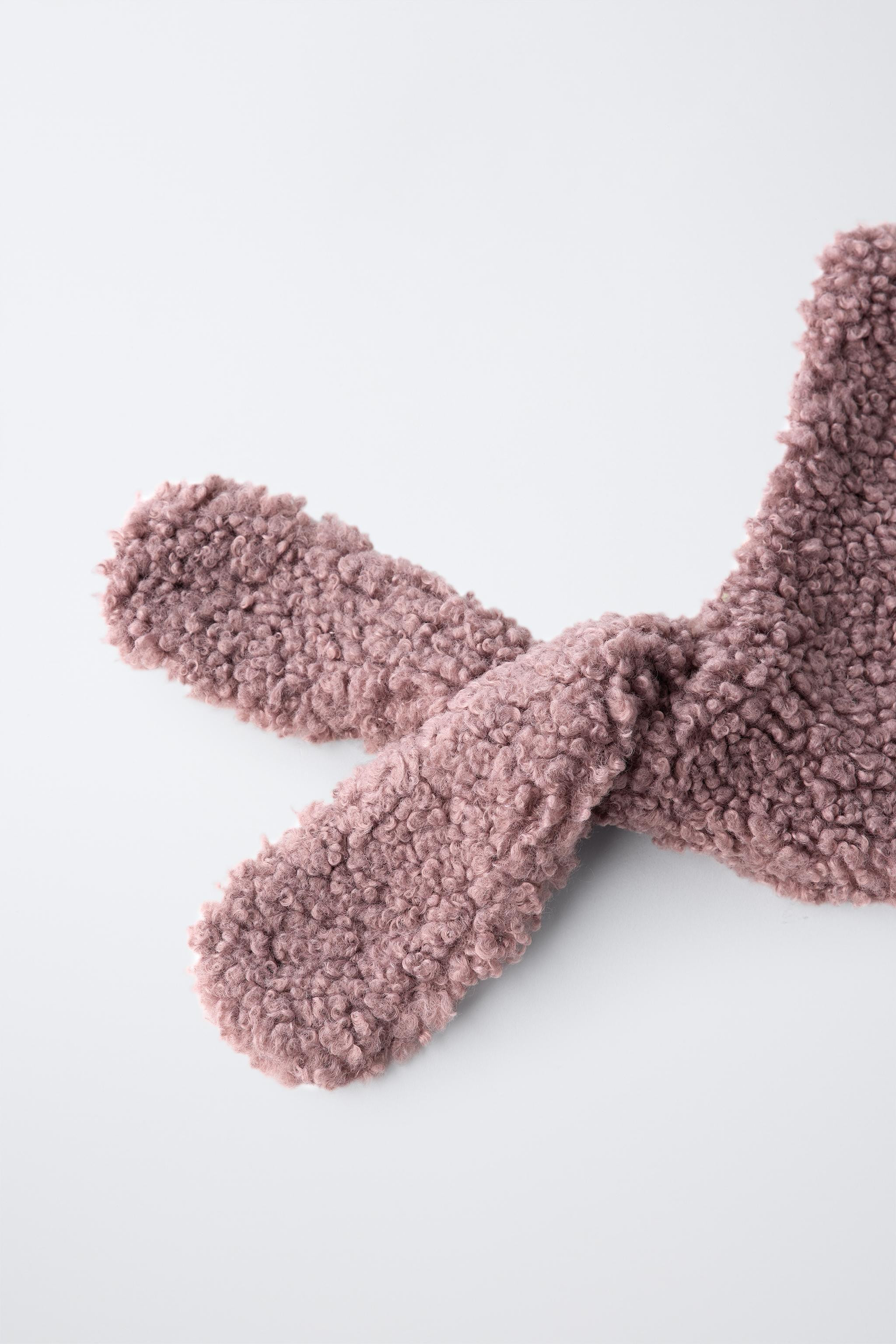 FLEECE HAT WITH NECK DETAIL | Zara US