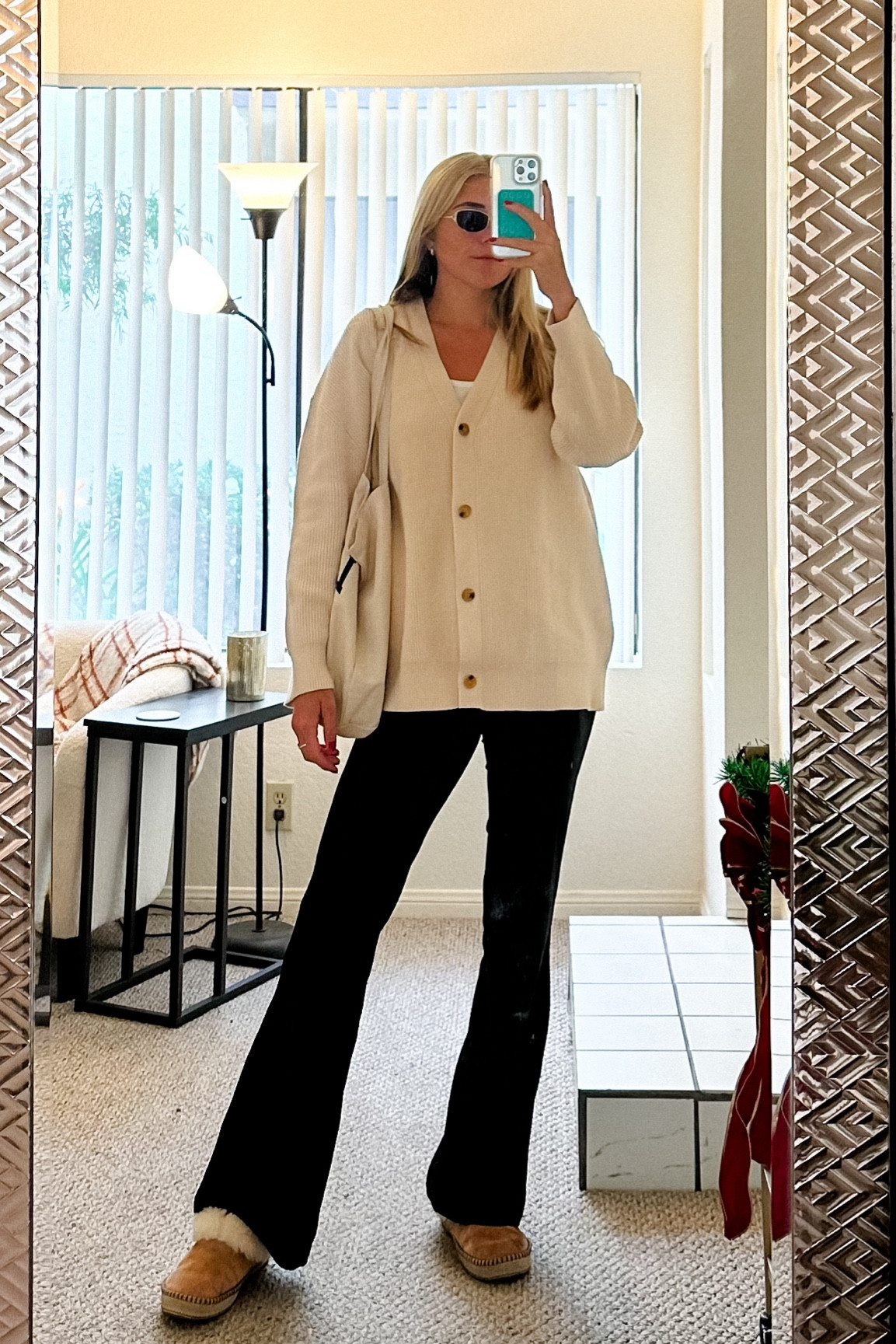 Comfy Yoga Pants & sweater outfit 