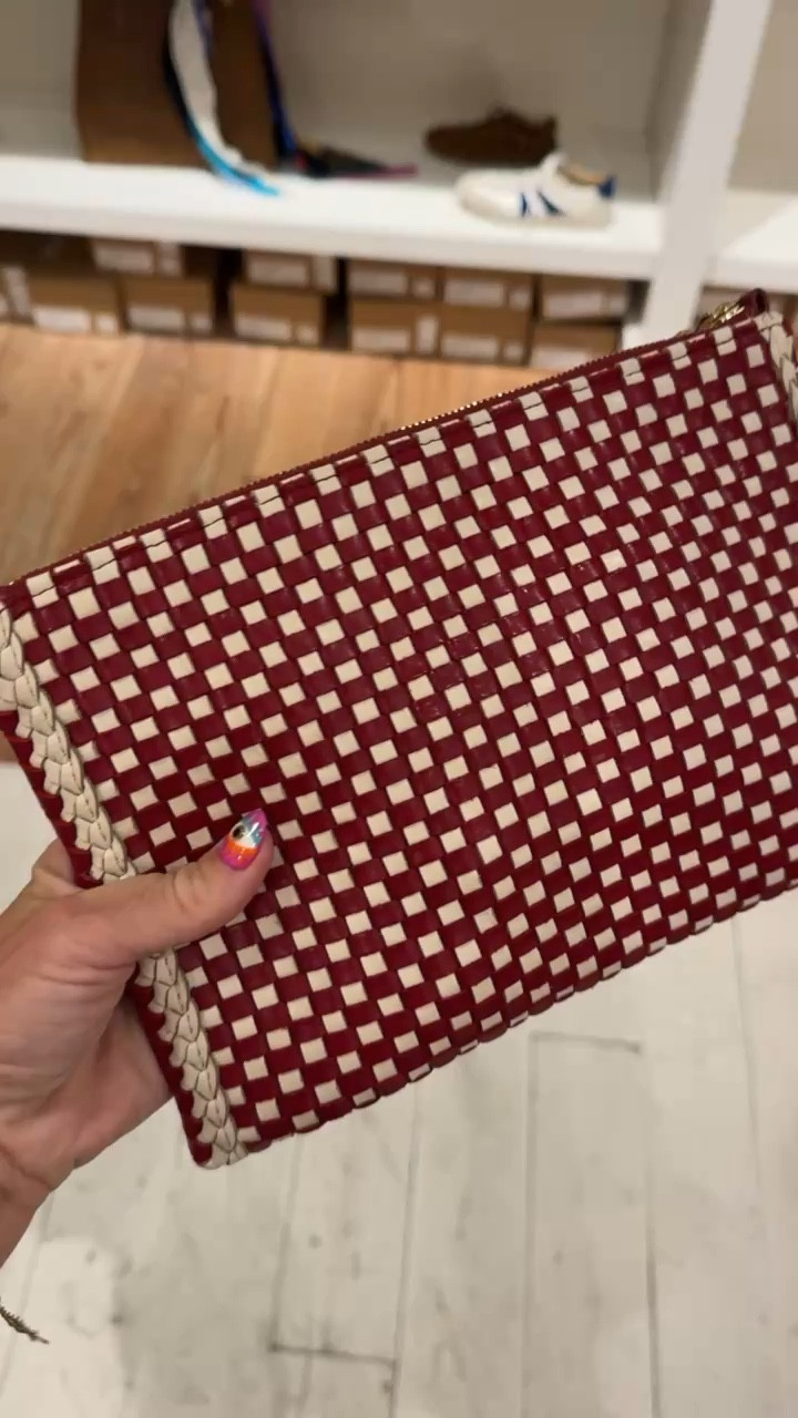 Loving these Clare V. Inspired clutches from Madewell!

I love a great woven bag and this clutch will take you from summer straight into fall. #fallAccessories.

#LTKxMadewell #LTKOver40 #LTKSeasonal