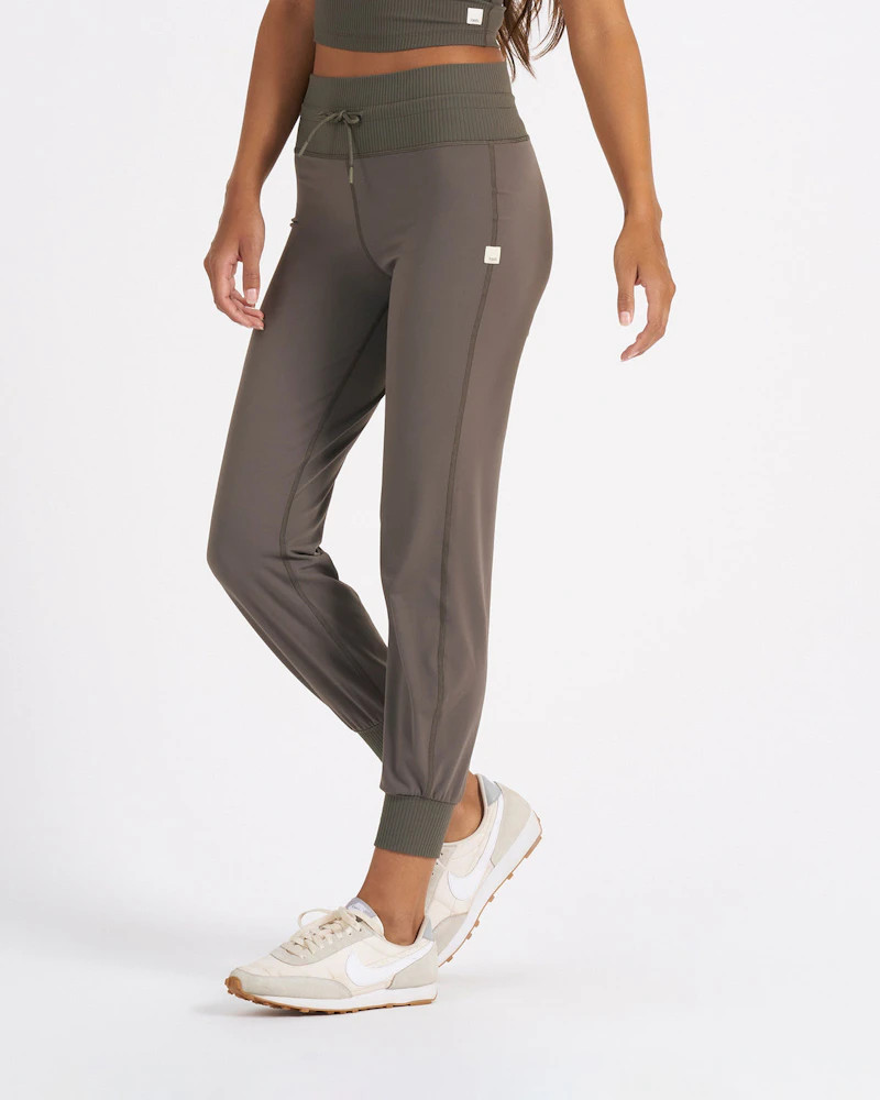 Daily Jogger | Oregano | Vuori Clothing