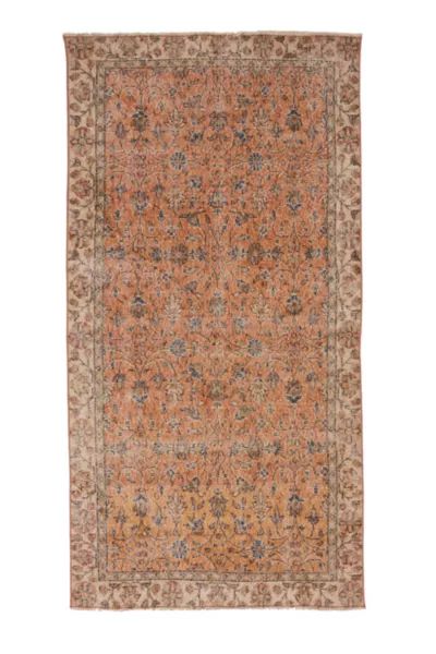 Canary Lane Vintage Area Rug No. 1583 | Urban Outfitters (US and RoW)