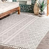 nuLOOM Olvera Flatweave Diamond Area Rug, 5' x 8', Off-white | Amazon (US)