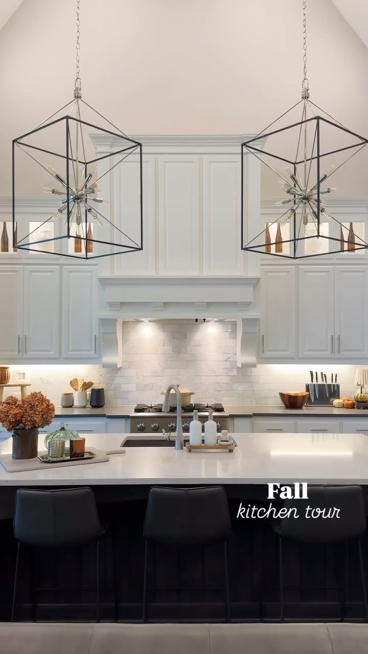 Fall kitchen views, two toned kitchen, autumn home decor, fall home decor, white cabinets, kitchen styling 

#LTKVideo #LTKHome #LTKSeasonal