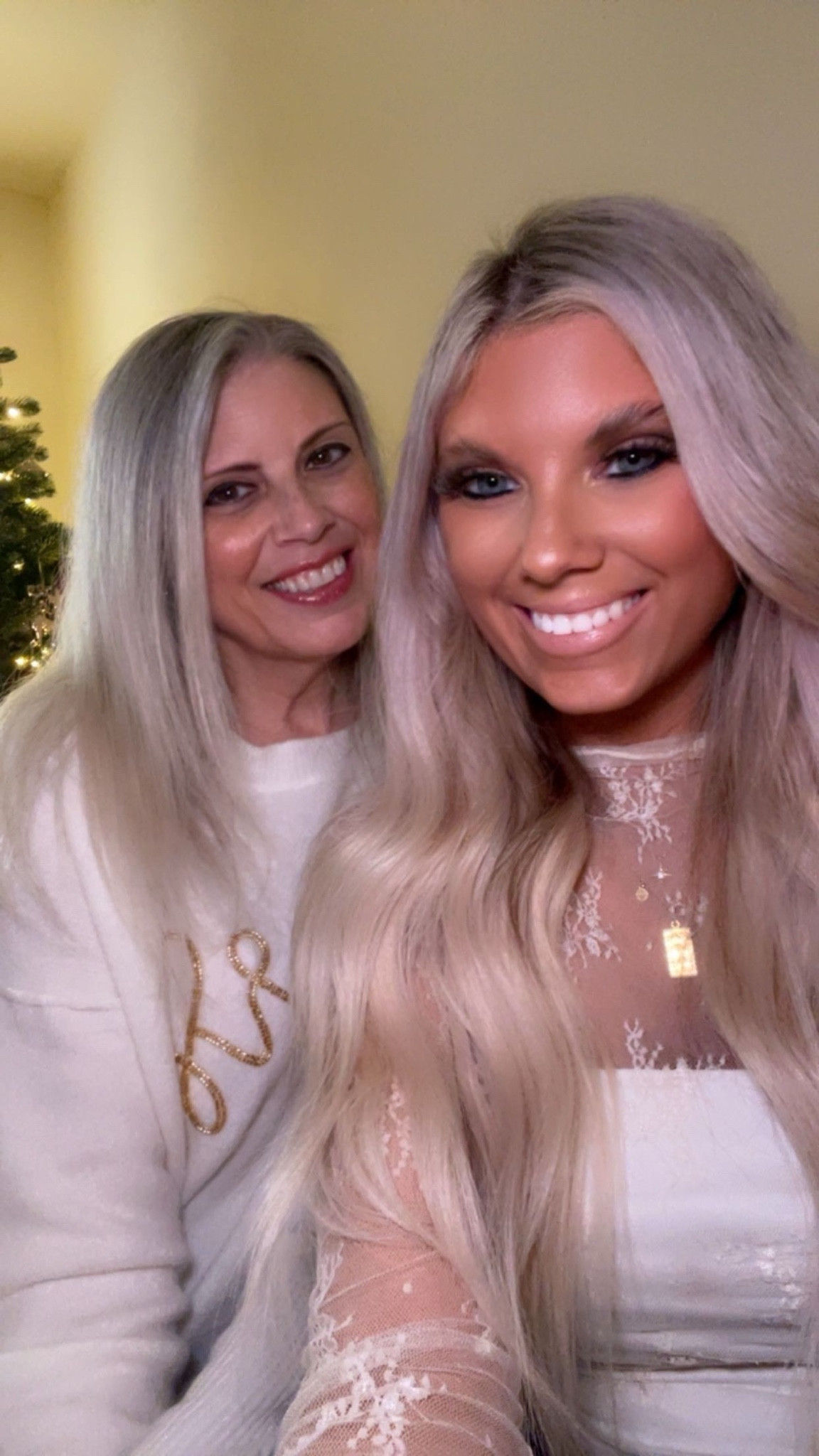 Mom & I’s thanksgiving fits 

#LTKSeasonal #LTKHoliday