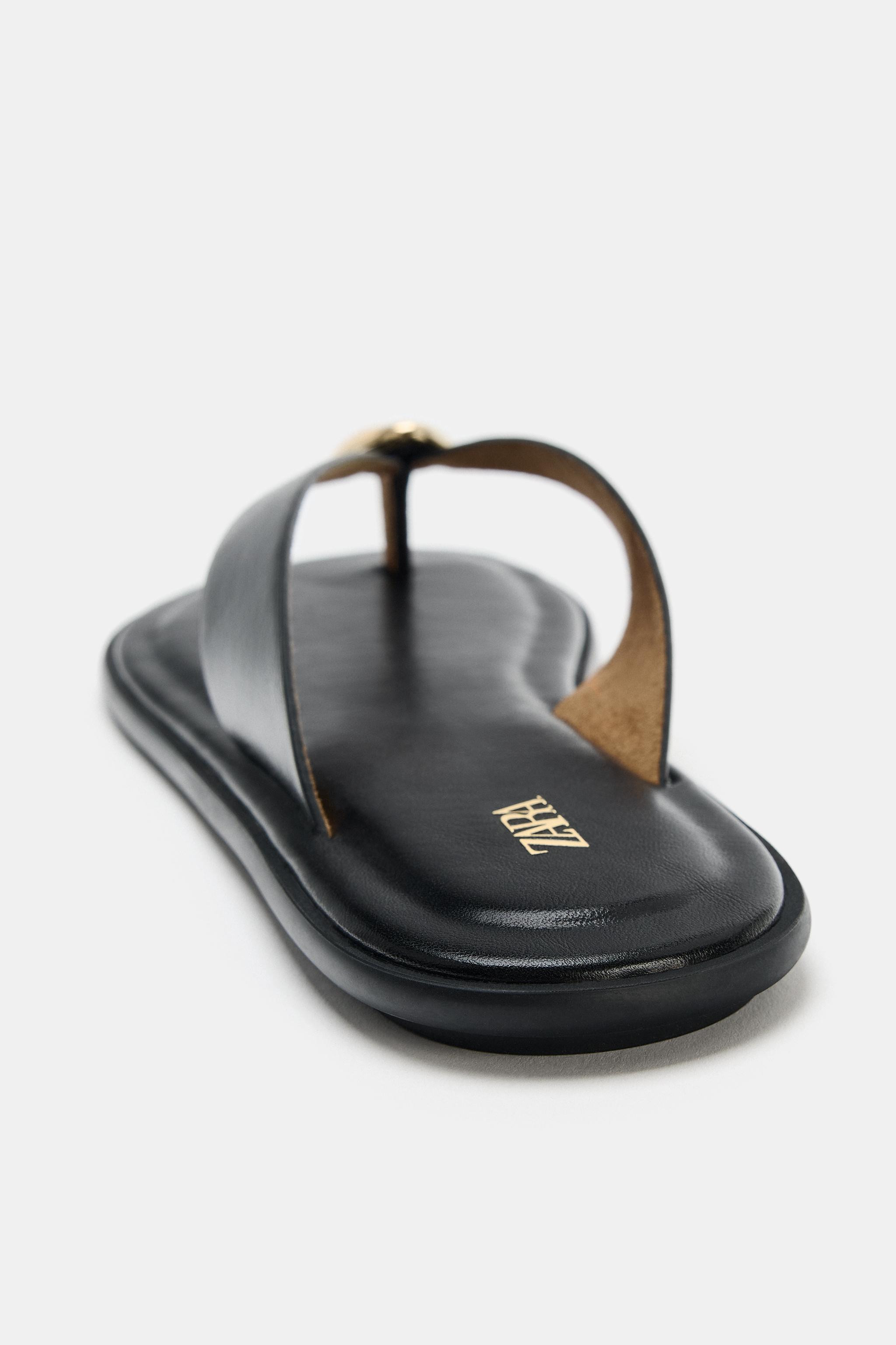 FLAT SANDALS WITH METAL DETAIL | Zara UK