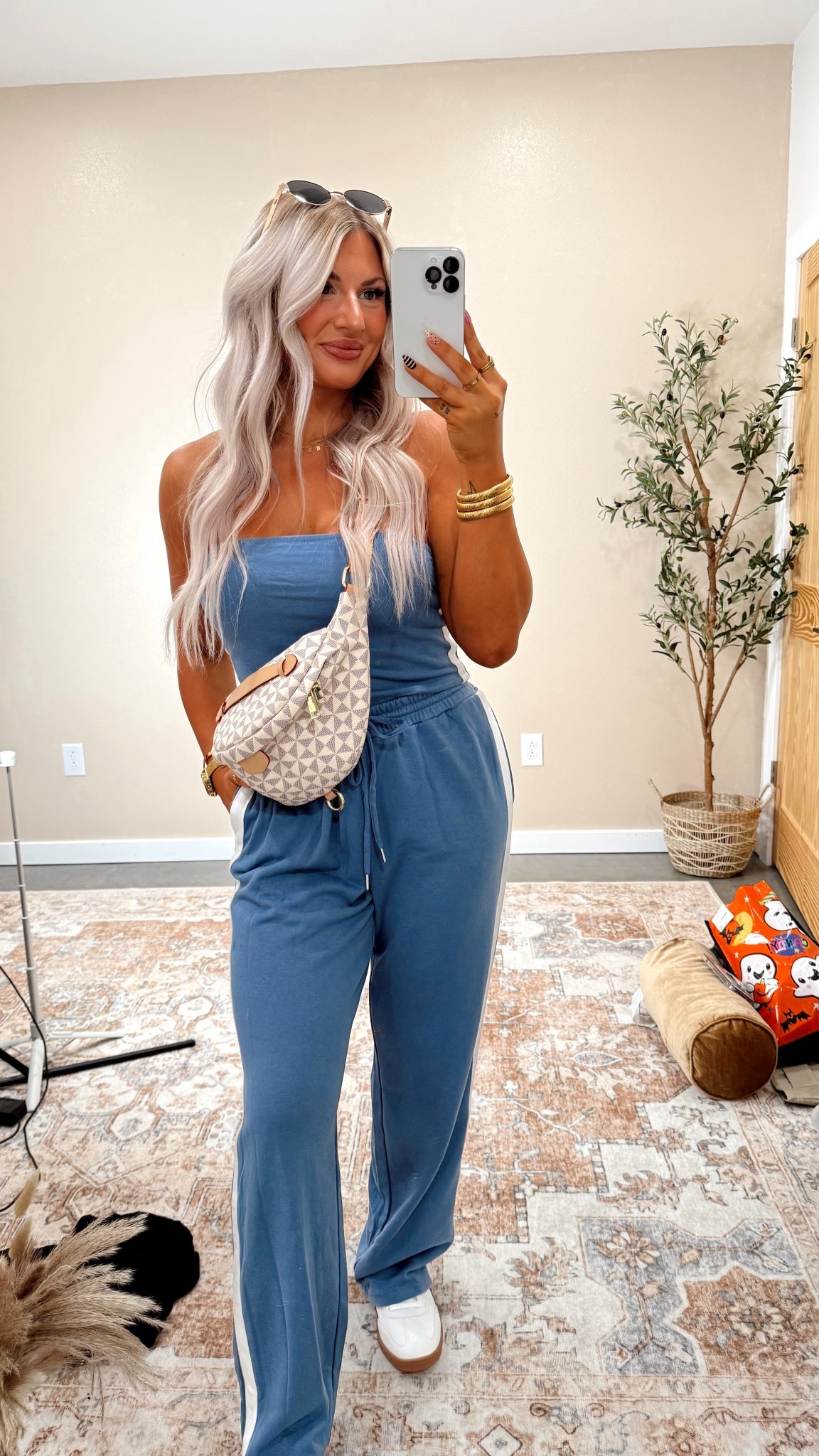 Clearance tracksuit that everyone needs in their closet! Comes in black as well - I’m in a medium!! 👟 

#LTKSeasonal #LTKSaleAlert #LTKFallSale