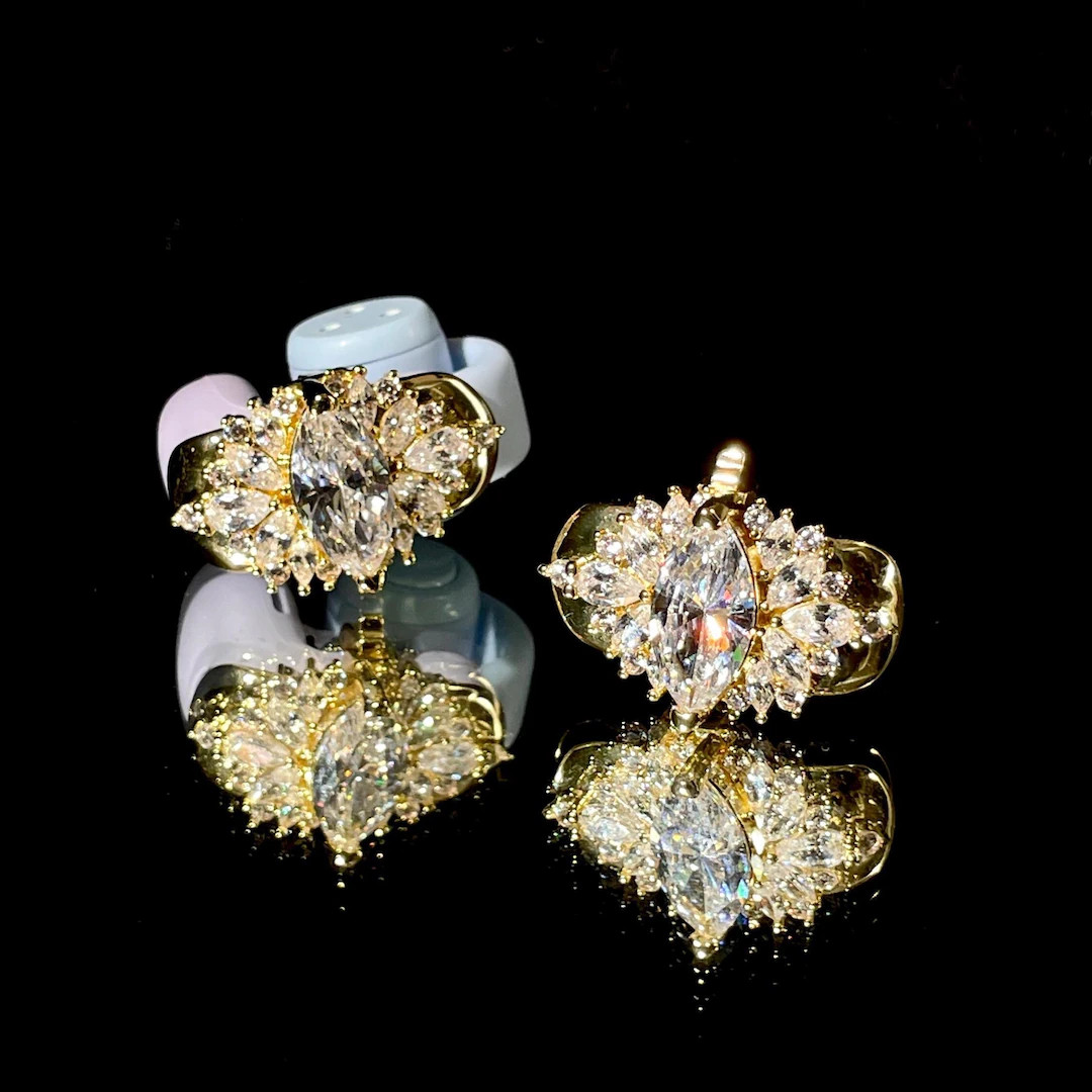 Bose Earbuds Gold Diamond Charms, Luxury Y2K style Tech Accessory, Handmade Headphone Jewelry, Mo... | Etsy (US)