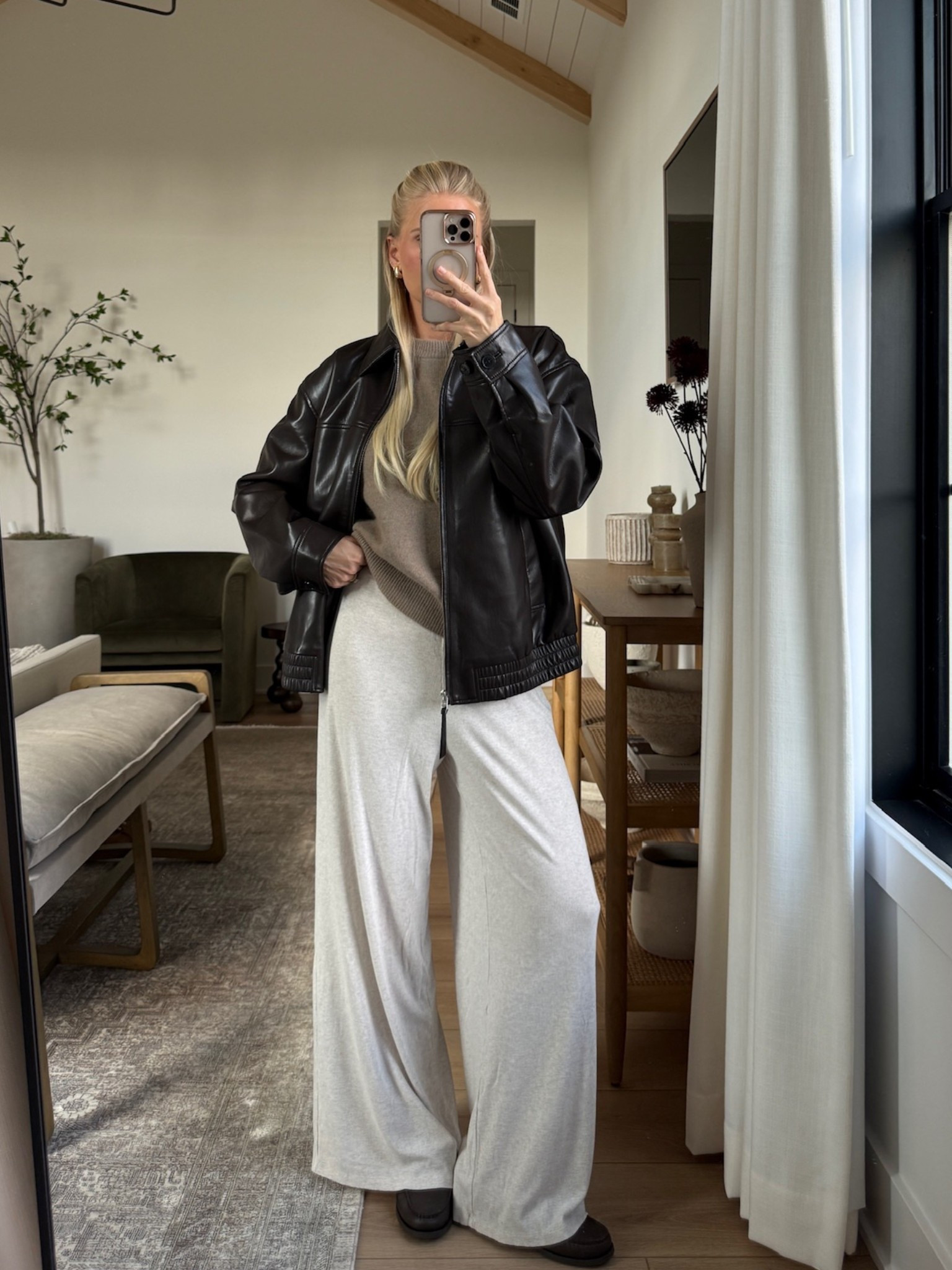 Medium in jacket (rich mocha brown), medium in sweater (heather nomad taupe), small in pant (heather birch), shoes are tts (rich mocha brown)!
#kathleenpost

Fall outfit, fall fashion, fall loungewear, cozy chic, work from home, coffee run outfit, school drop off

#LTKStyleTip #LTKSeasonal