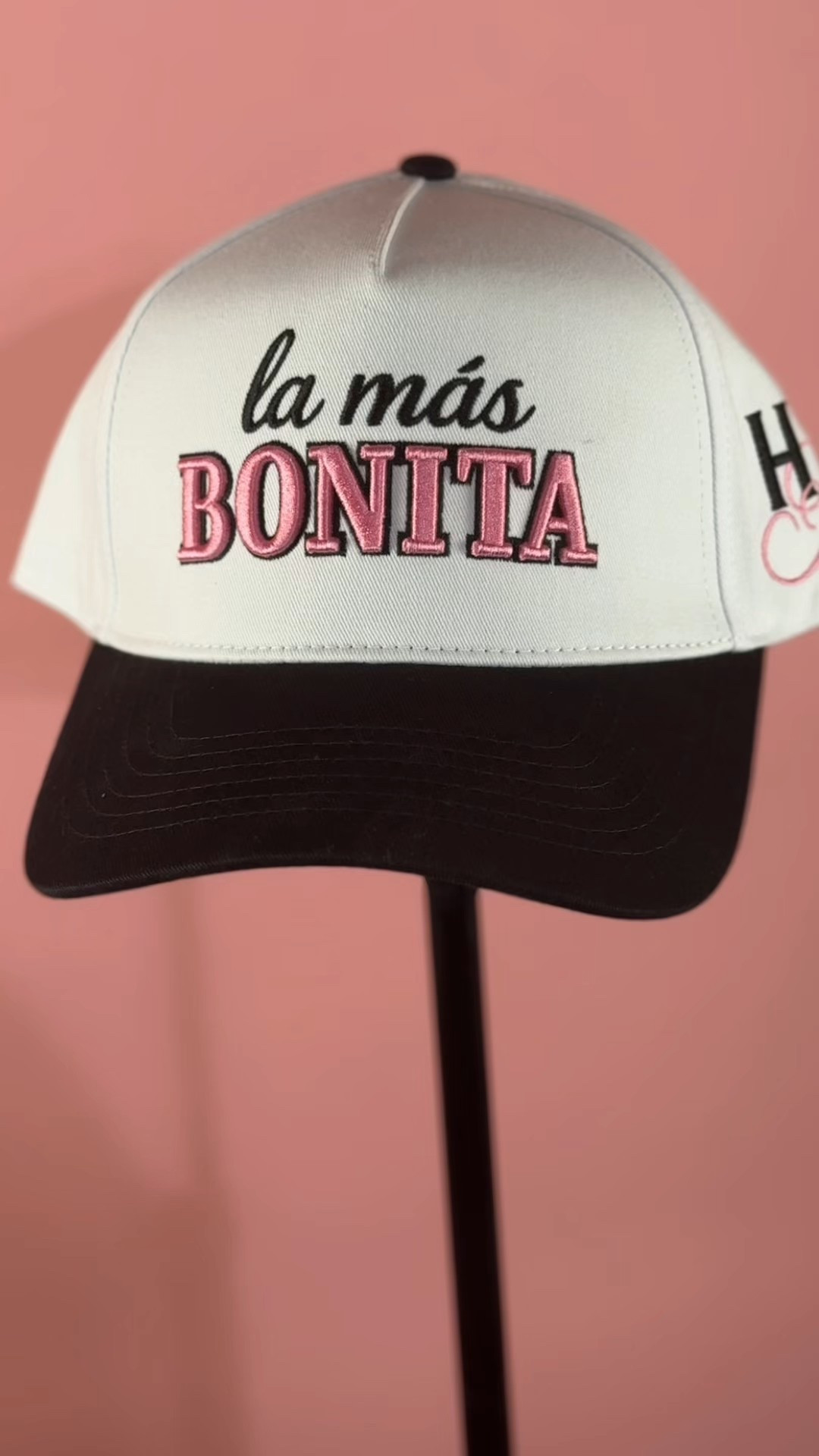 Just girly things💕

I’m love my new @holabonita_odessa hat so much 

#styletip #stainproof #waterproof #sweatproof #odessatxmua #holabonita #lasmasbonita #odessatx

#LTKActive #LTKBeauty #LTKStyleTip