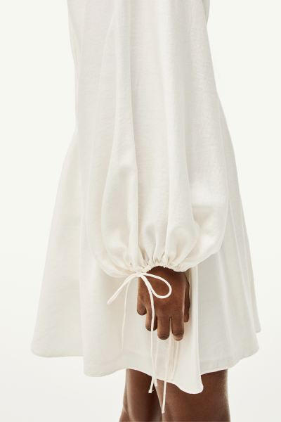 Oversized Tie-detail Dress | H&M (US + CA)