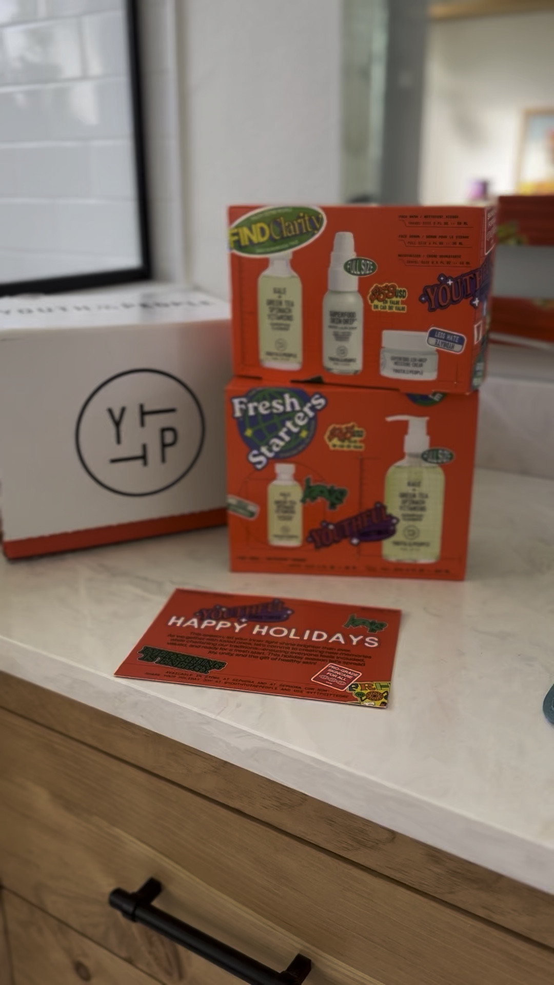 Who else loves gifting fabulous skincare products to friends and family for the holiday season?! 🎁


#LTKHoliday #LTKSeasonal #LTKBeauty