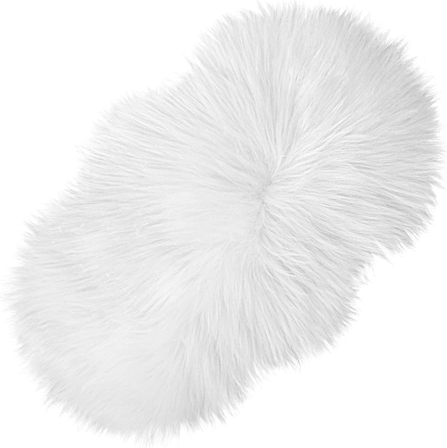 WLLHYF Mini Faux Fur Rug 20 Inches Irregular Area Rug Cushion Fluffy Chair Cover Seat Pad Ultra S... | Amazon (US)