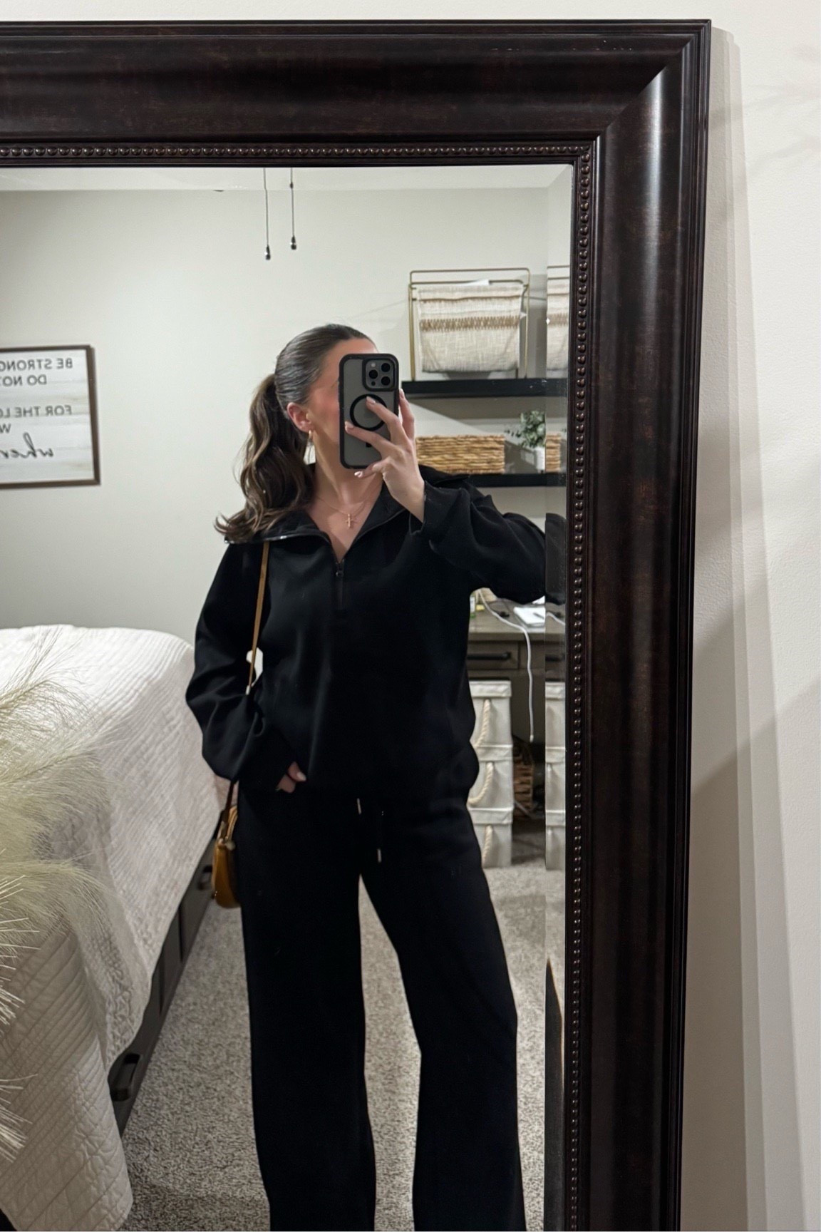 Wearing size M! Pants run long. I rolled them once! Im 5’3

#LTKootd #LTKFindsUnder50